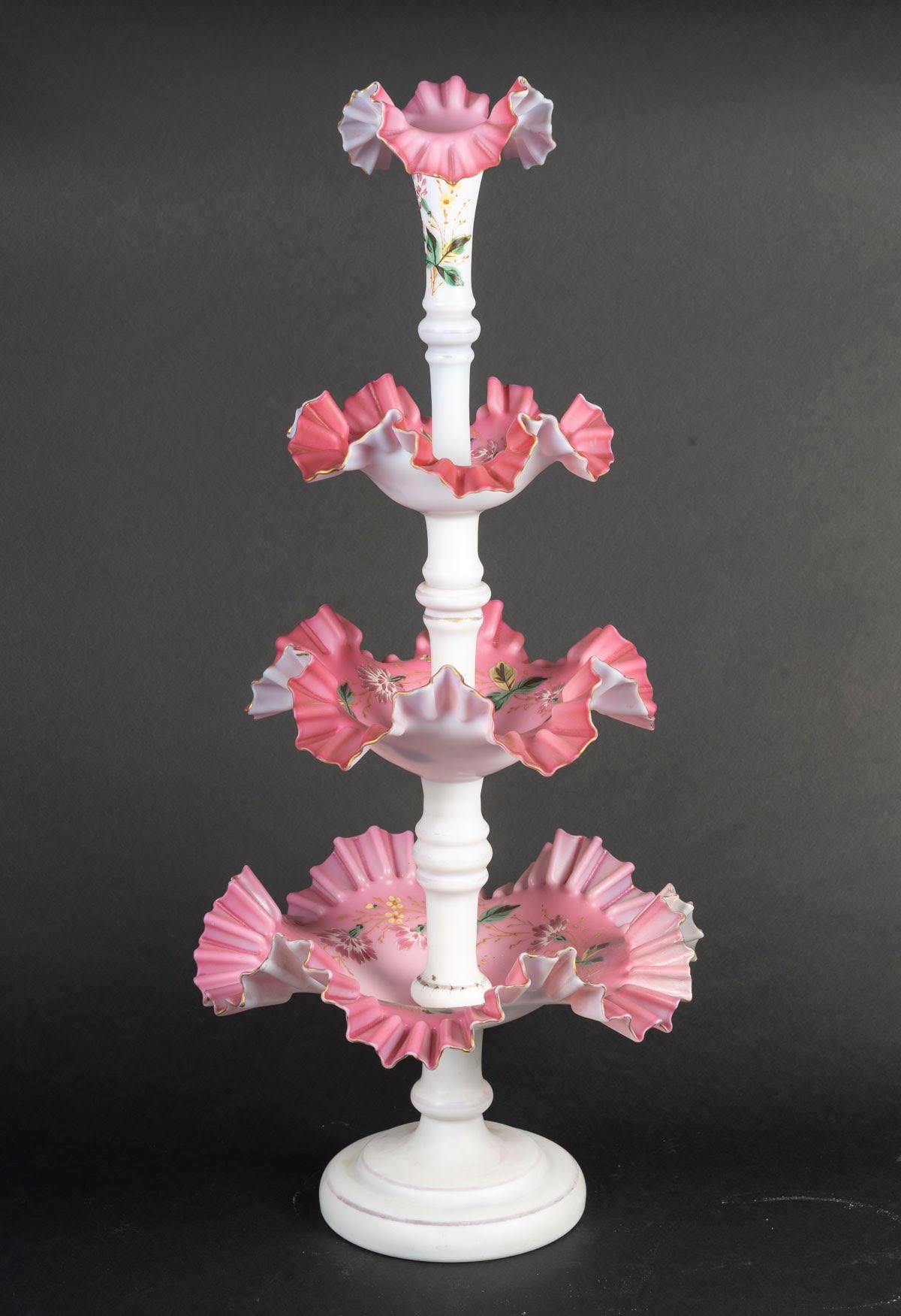 Großer Tafelaufsatz aus Opalin, Periode Napoleon III, 19. Jahrhundert. (Napoleon III.) im Angebot