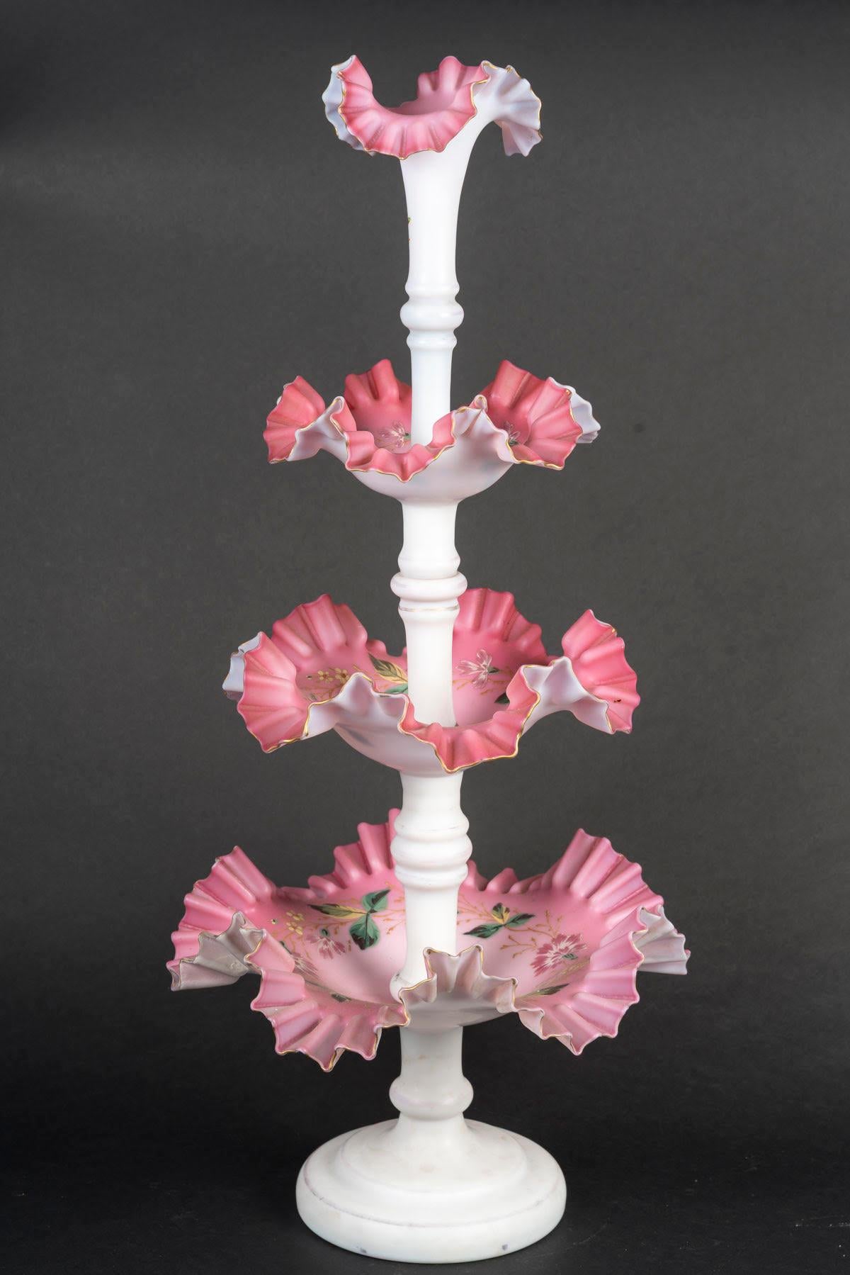 Großer Tafelaufsatz aus Opalin, Periode Napoleon III, 19. Jahrhundert. im Zustand „Gut“ im Angebot in Saint-Ouen, FR