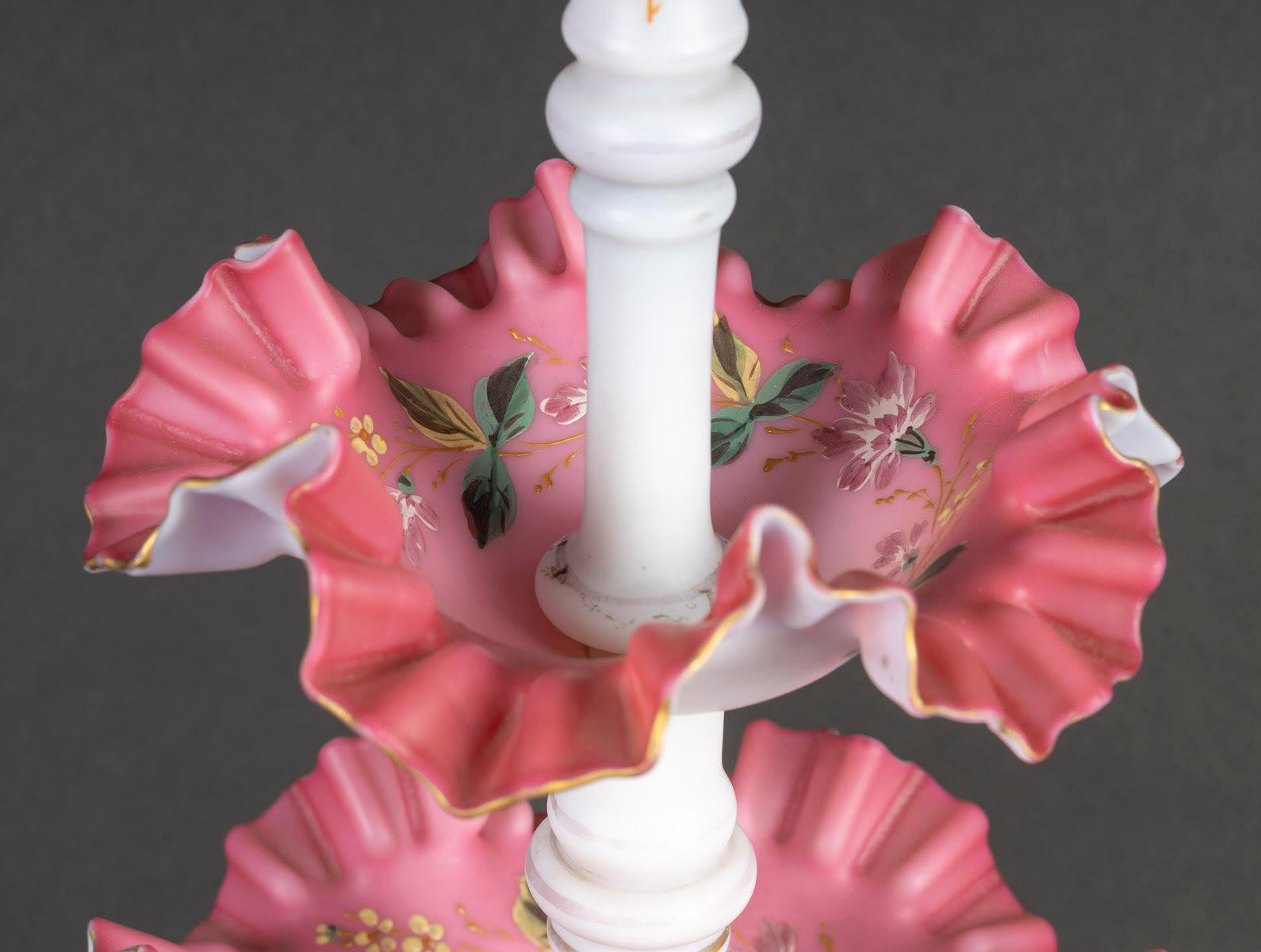 Großer Tafelaufsatz aus Opalin, Periode Napoleon III, 19. Jahrhundert. im Angebot 3