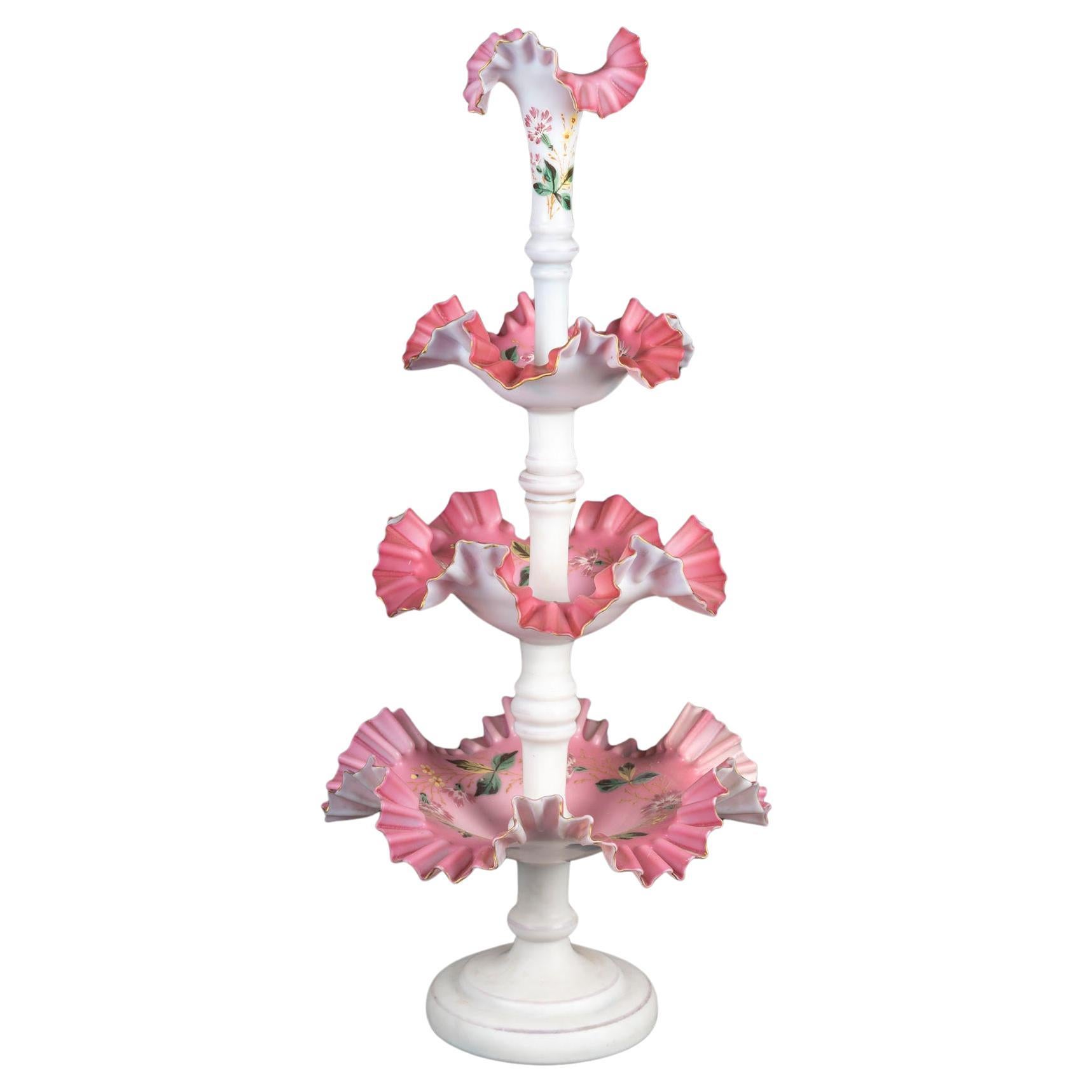 Großer Tafelaufsatz aus Opalin, Periode Napoleon III, 19. Jahrhundert. im Angebot