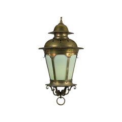 Antiguo inglés sobredimensionado  Farol de vidrio opalino, hacia 1920
