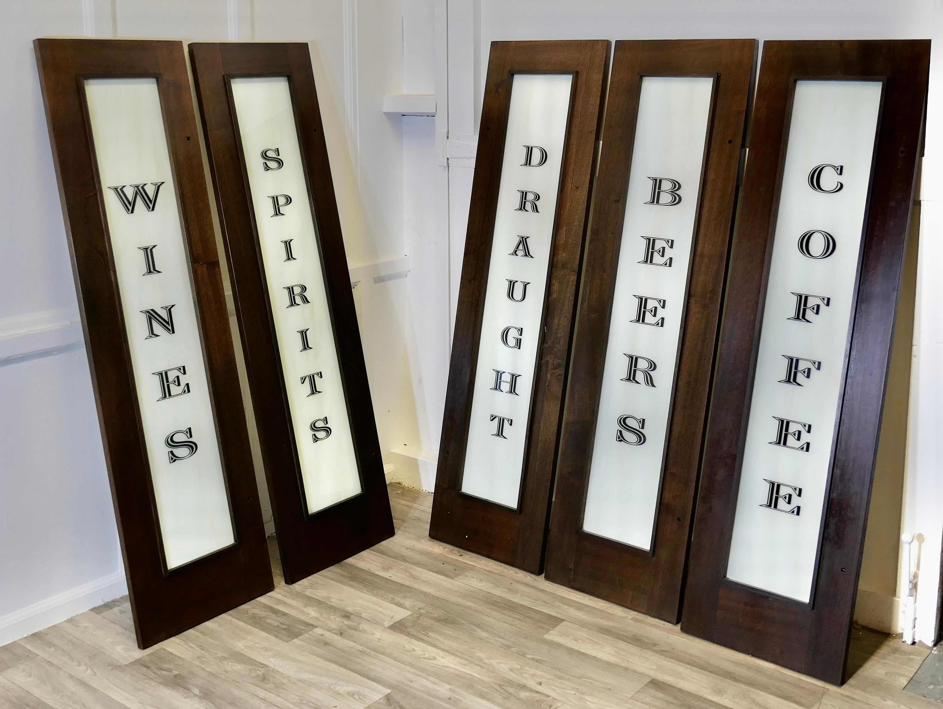 Carteles grandes de cristal opalino para pub 