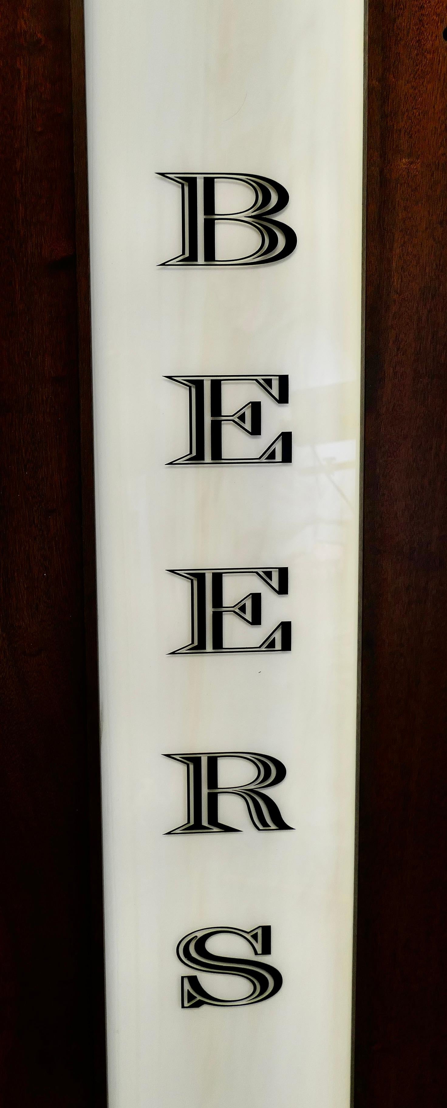 Carteles grandes de cristal opalino para pub 