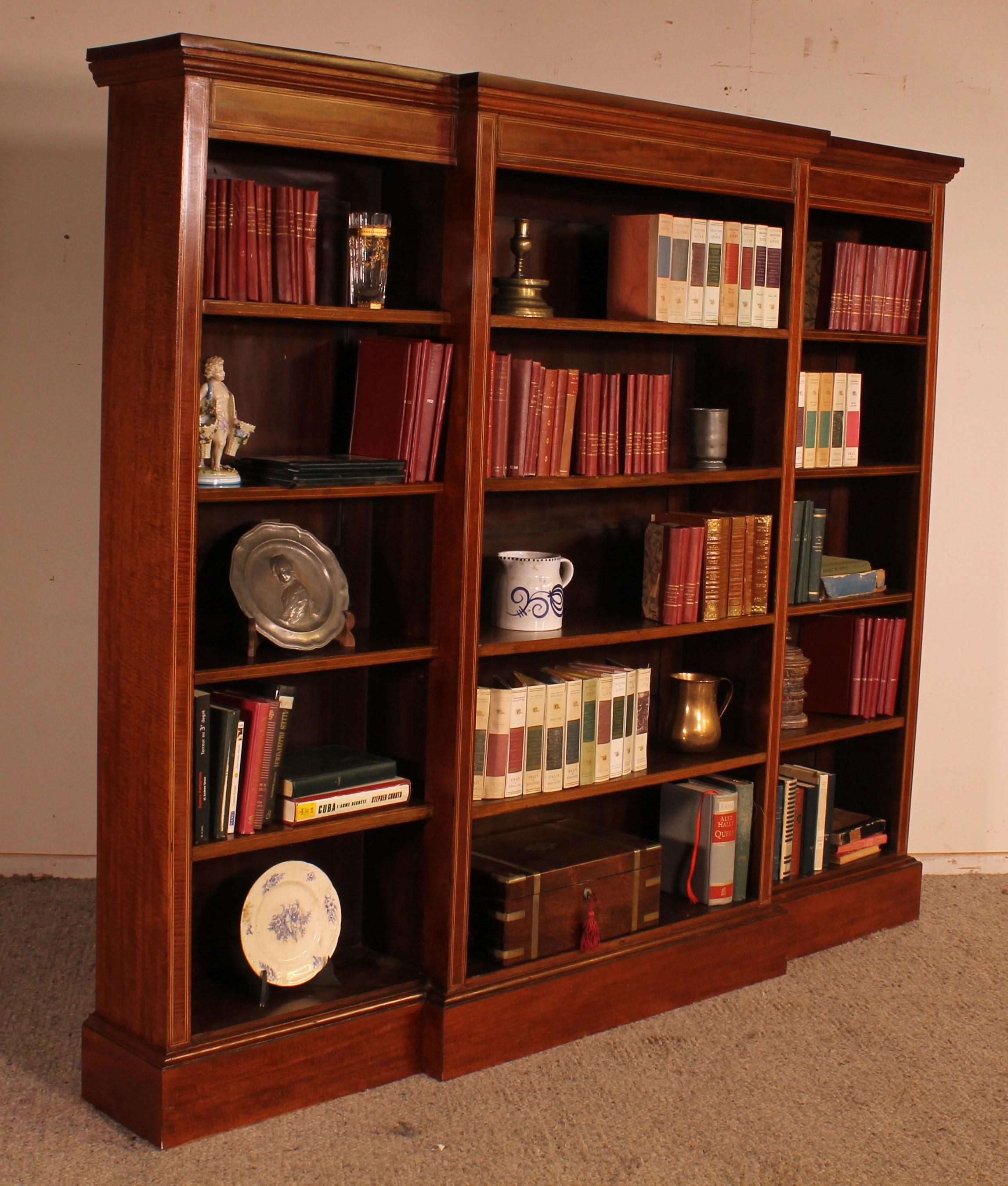 Large Open Bookcase in Mahogany from the 19th Century For Sale 5