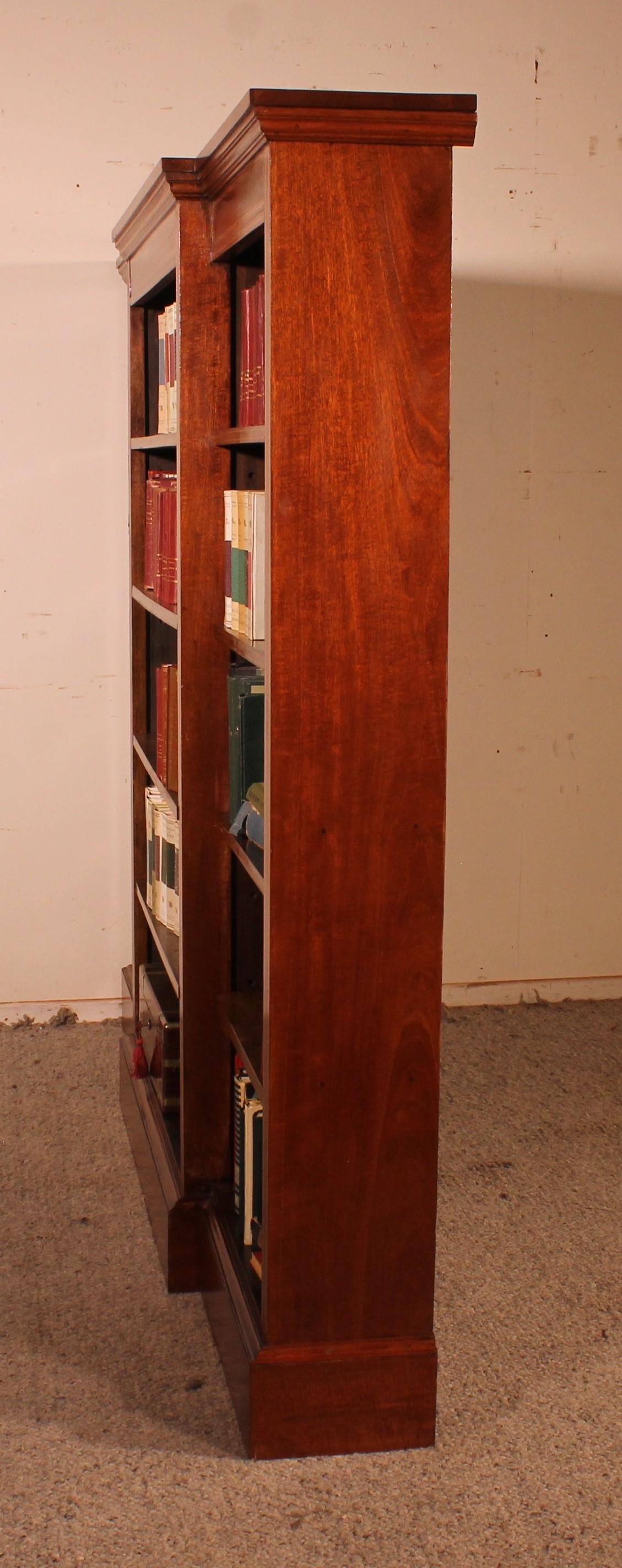 Large Open Bookcase in Mahogany from the 19th Century For Sale 2