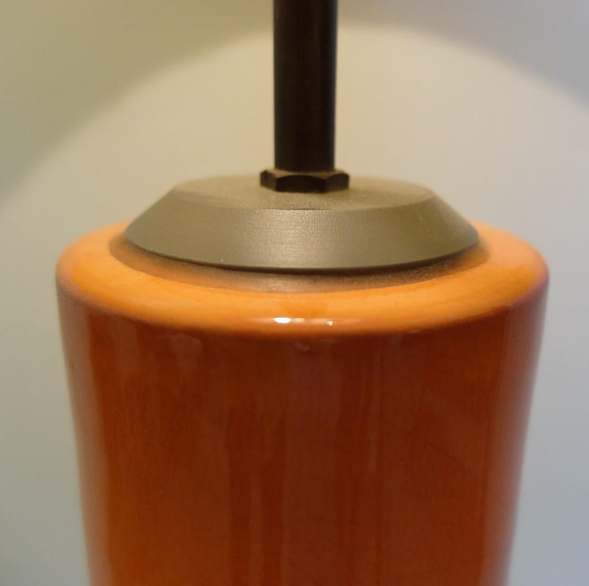 Large Orange Ceramic Table Lamp with Original Shade In Good Condition For Sale In Brussels, BE