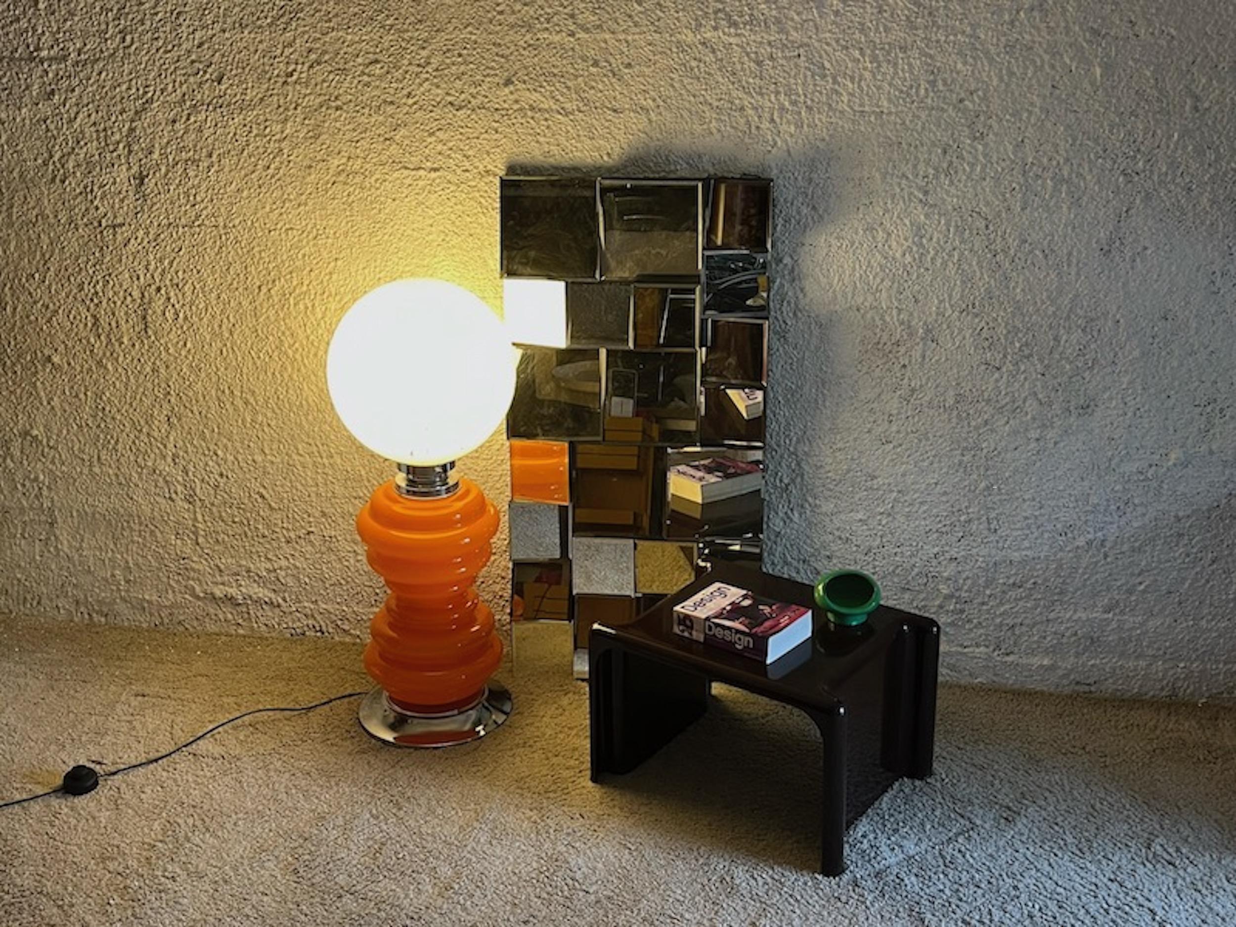 Large Orange Murano Glass Floor Lamp in Orange and White, 1960s In Good Condition In San Benedetto Del Tronto, IT