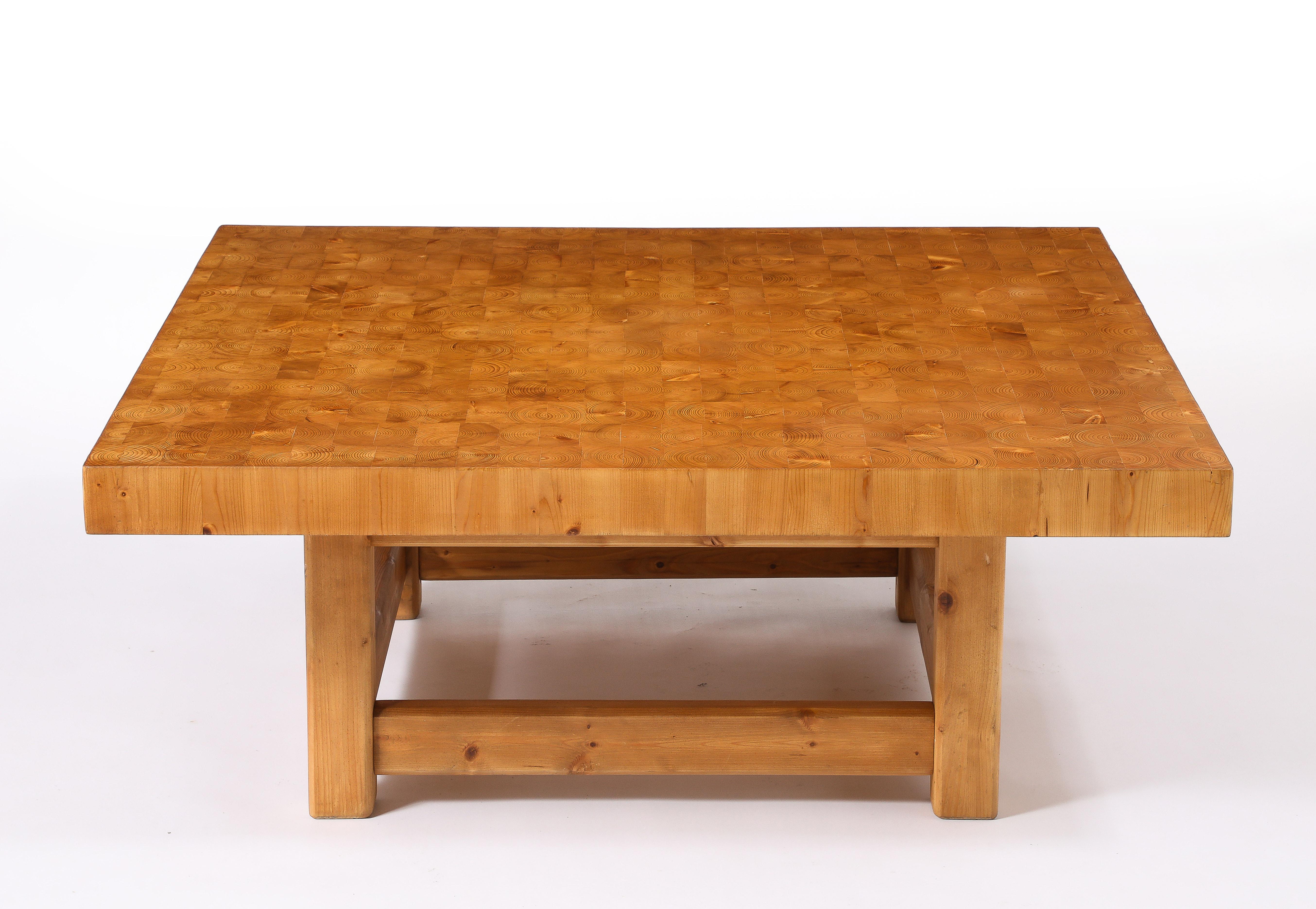 Grande table basse en pin de l'Oregon, France, années 1960 en vente 2