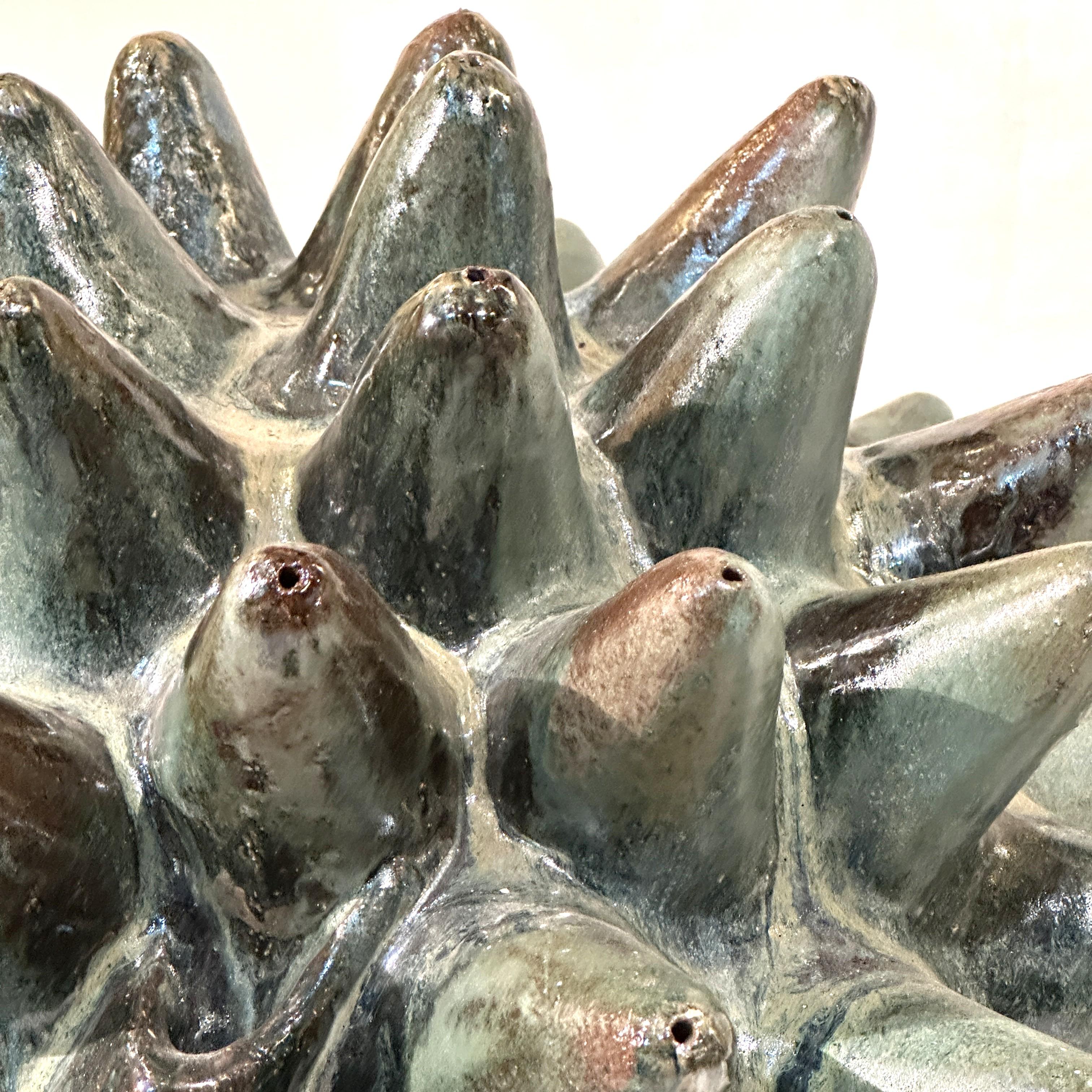 Escultura de cerámica orgánica grande para el suelo de Fernando Marquina Grande finales del siglo XX en venta