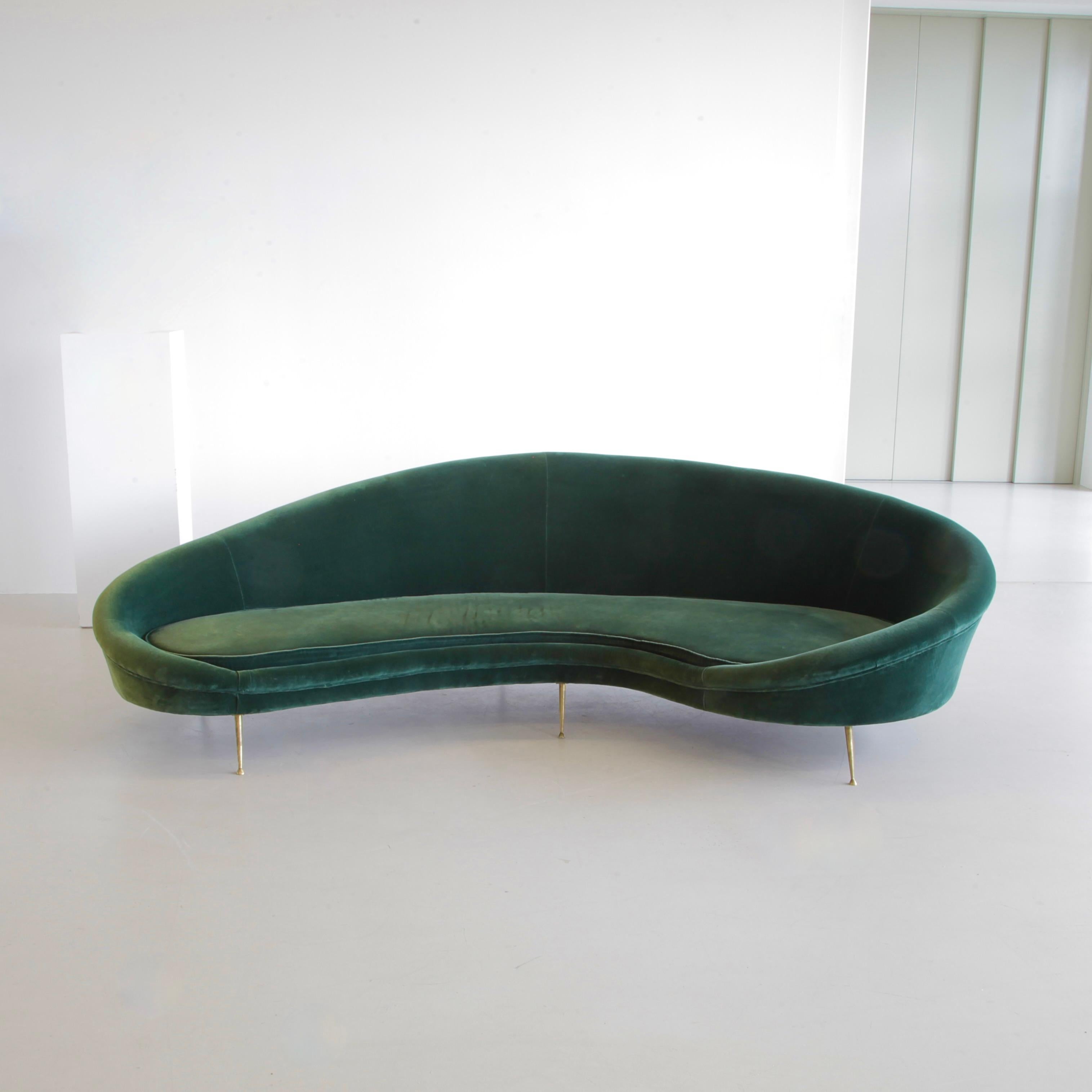 Large Organic Curved Sofa in the Style of Ico Parisi In Good Condition In Berlin, Berlin