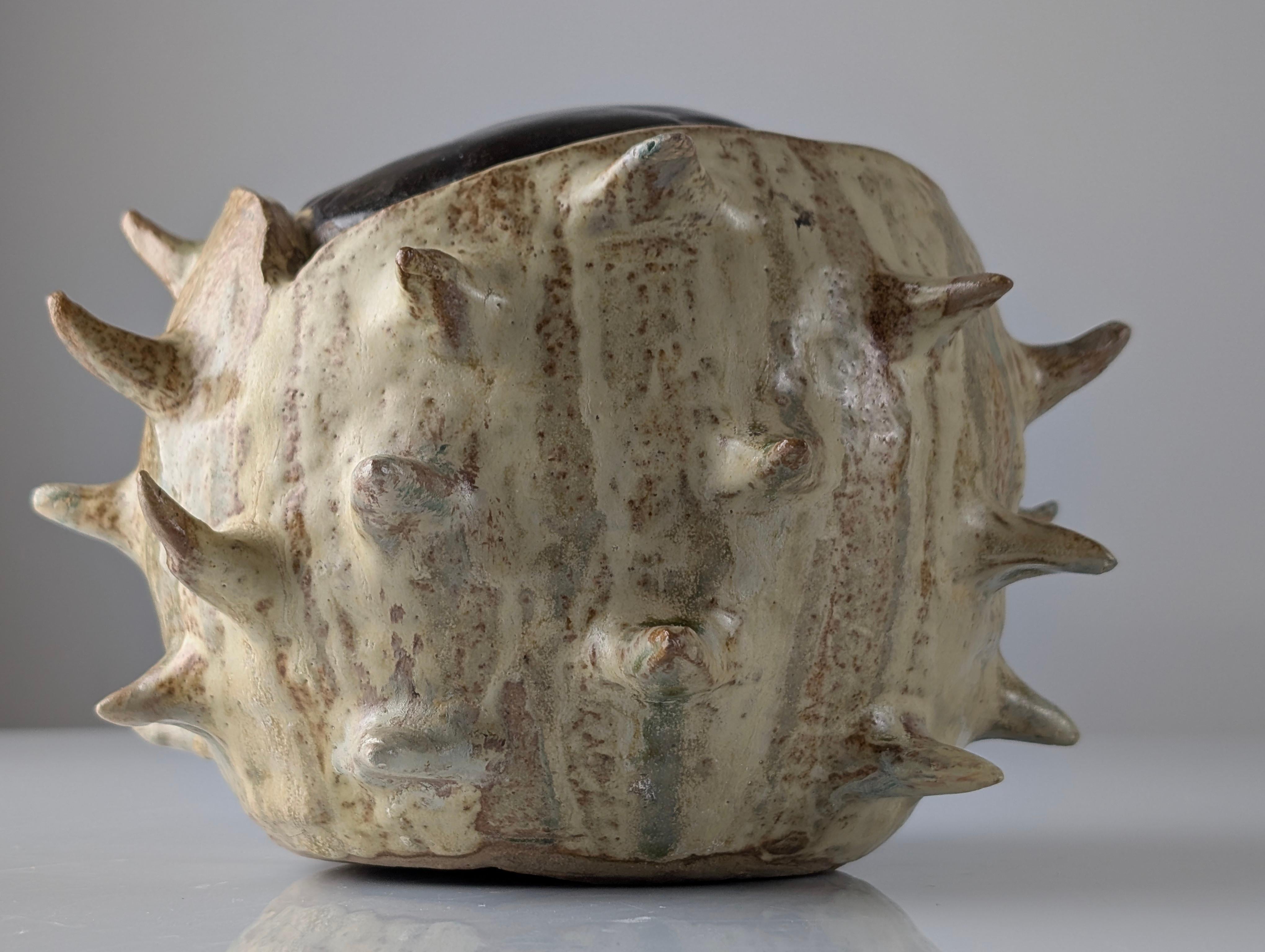 Grande scultura organica in gres smaltato del 20° secolo in vendita 1