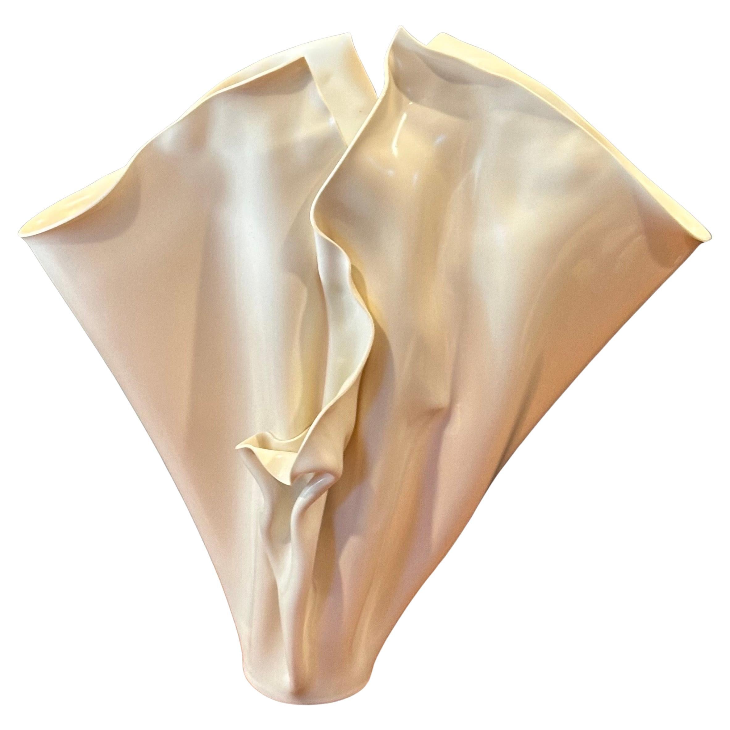 Grand vase sculptural moderne et organique de C.I.C. Design/One en vente