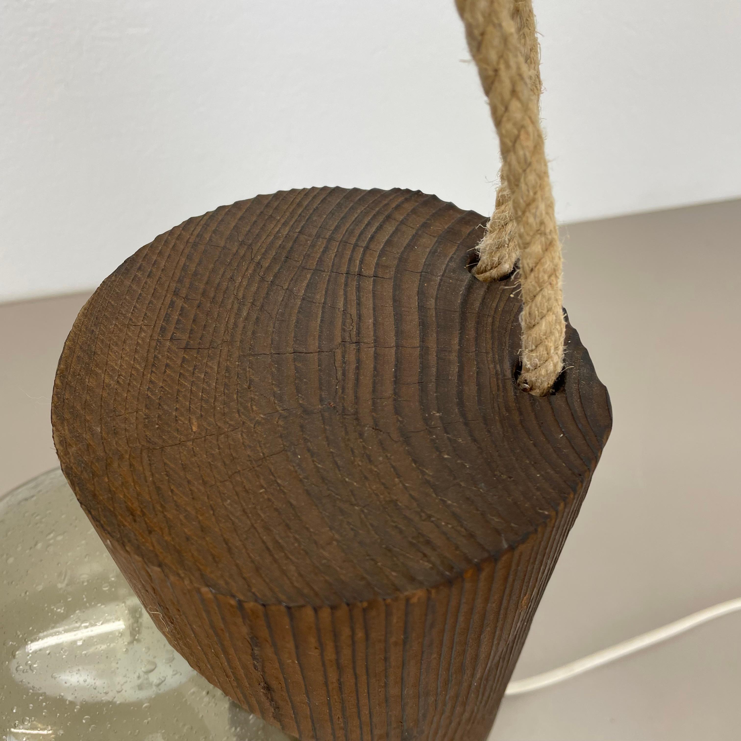 Große organische skulpturale PINE-Holz-Tischleuchte von Temde Lights, Deutschland 1970er Jahre (20. Jahrhundert) im Angebot