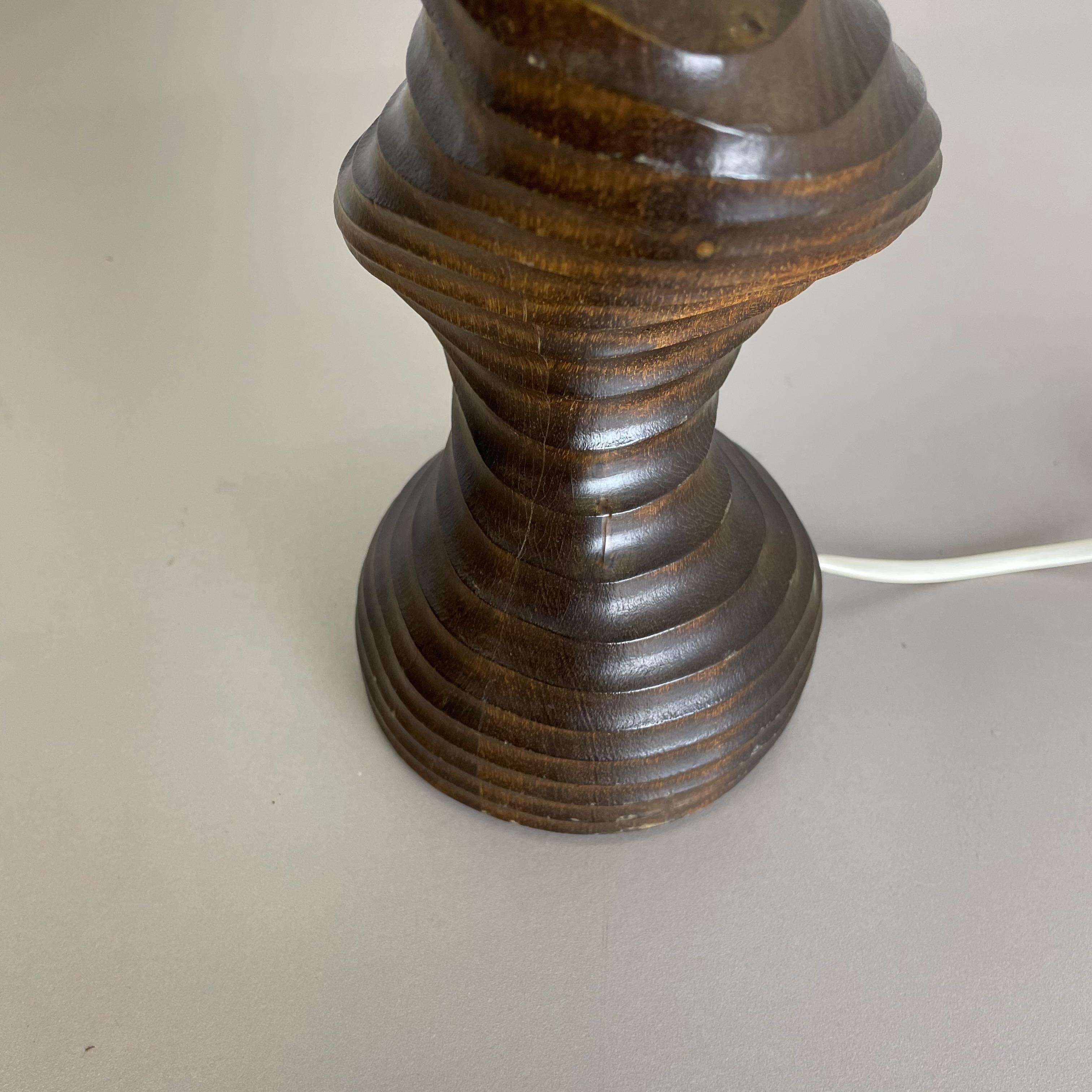 Grande lampe de bureau sculpturale en bois organique fabriquée par Temde, Allemagne, années 1970 en vente 4