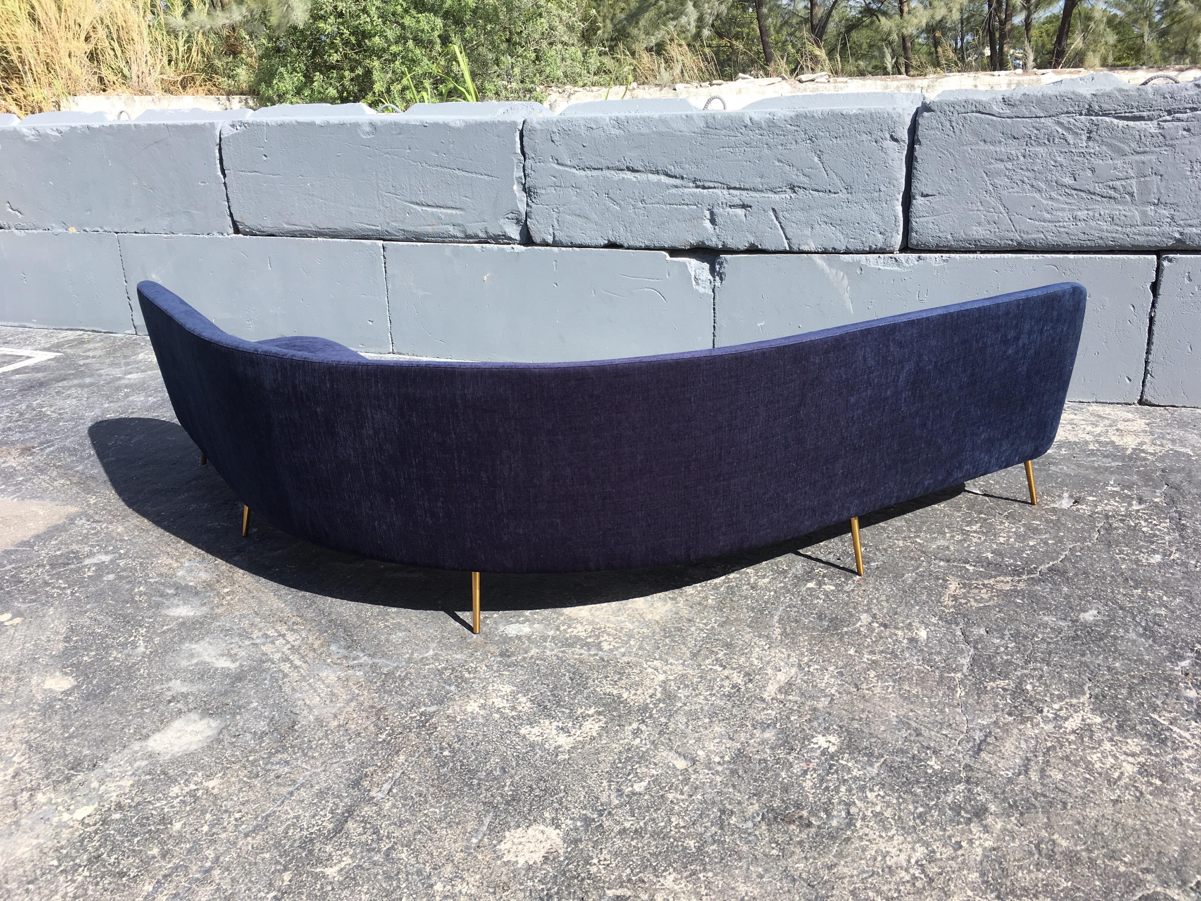 Large Organic Sofa in the Style of Gio Ponti, Brass and Dark Blue Fabric 9