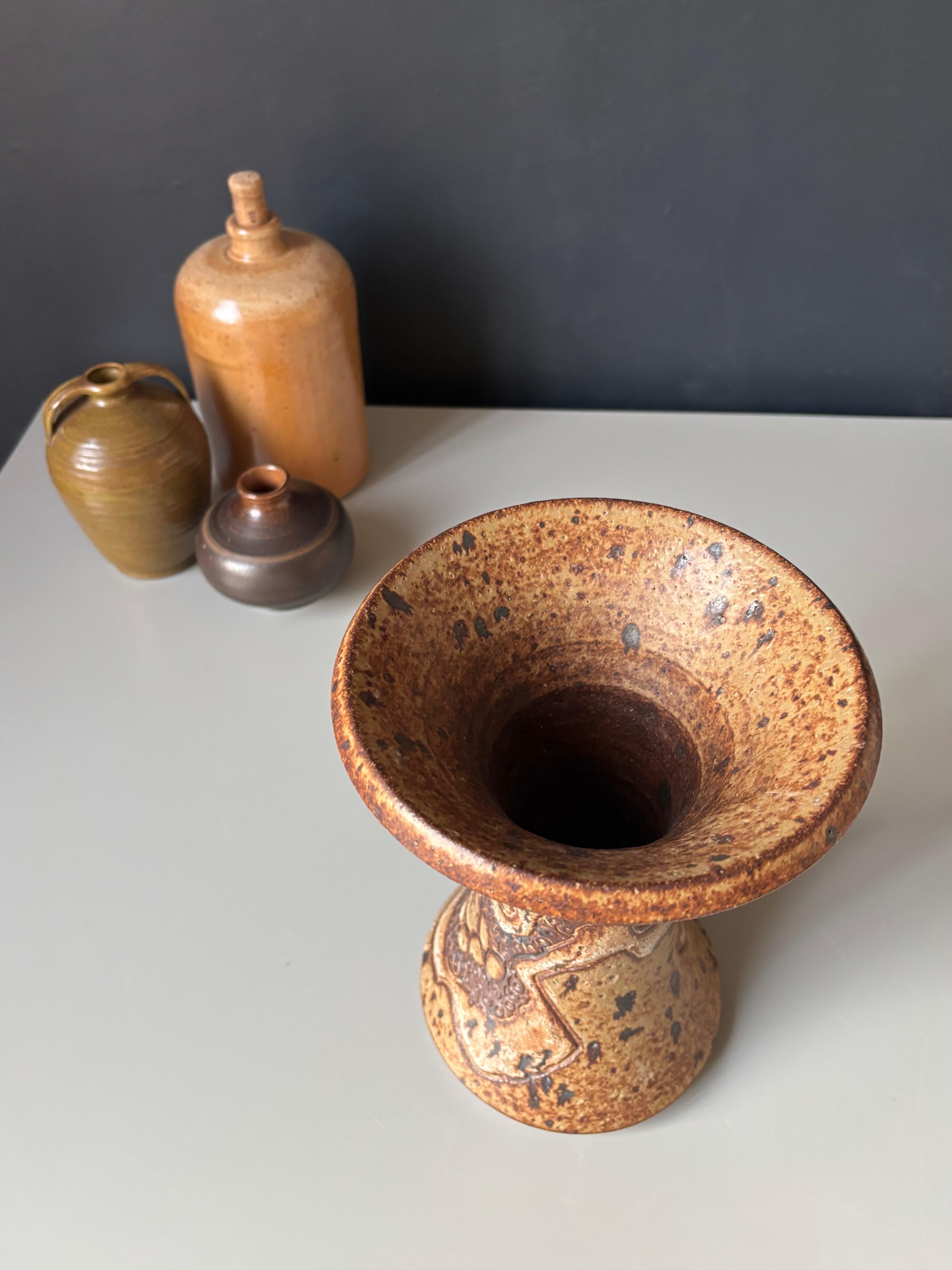 Große organische Steingut-Kunstvase von Stiil Dänemark, 1970er Jahre im Angebot 3