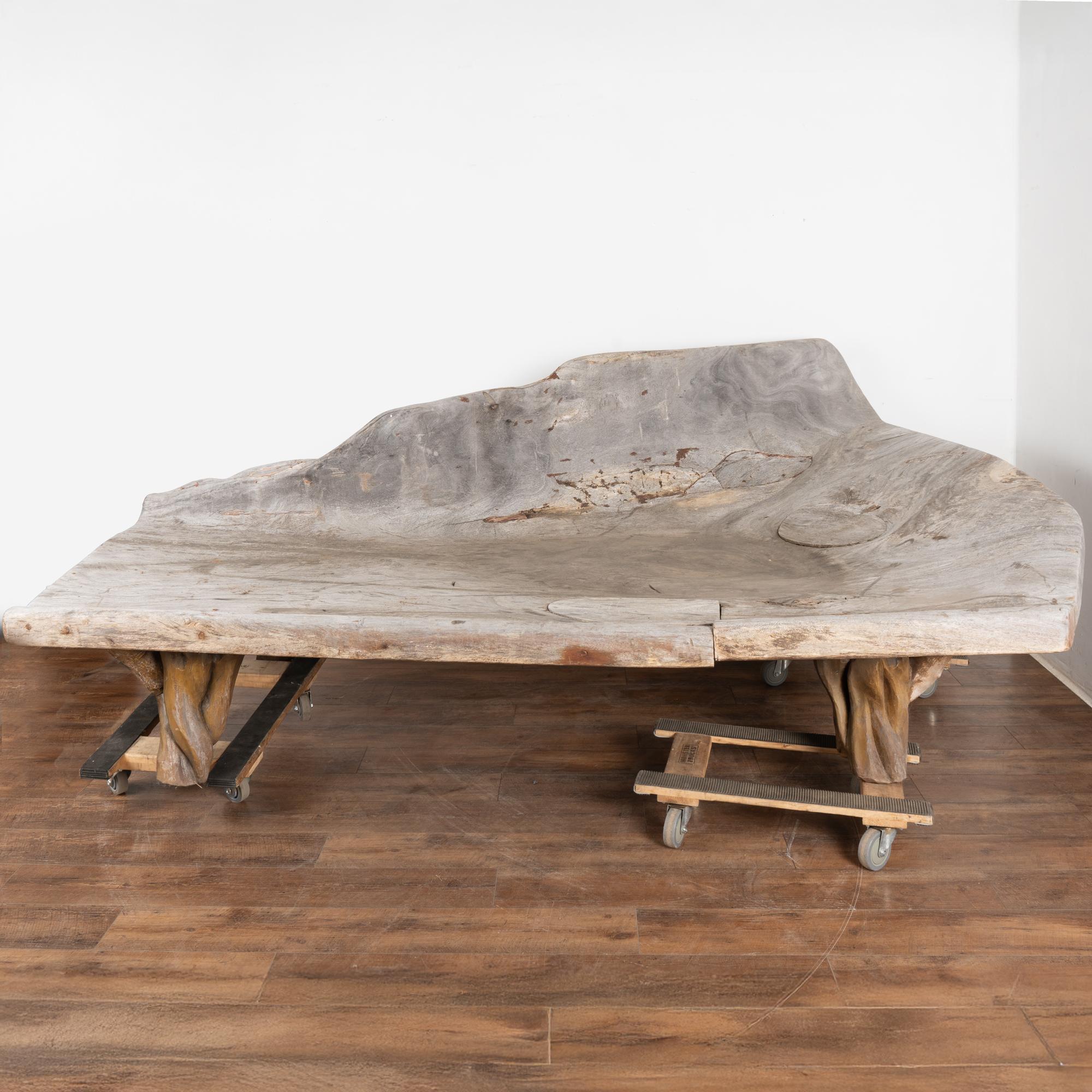 Organico moderno Grande panca o letto organico in teak, circa 1940-60 in vendita