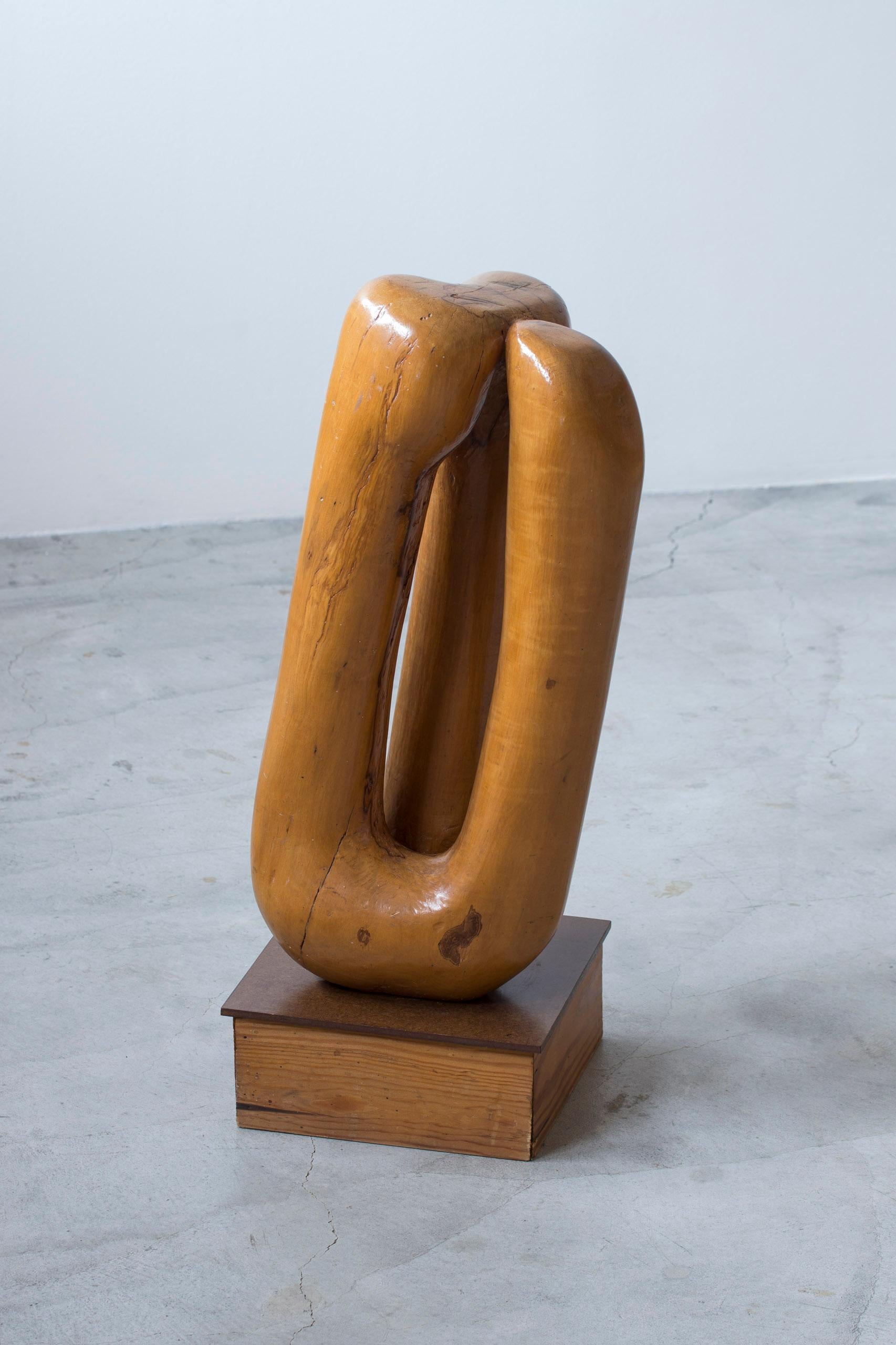 Large organic wooden sculpture by Danish artist Otto Baagøe Nielsen, 1960-70s In Good Condition For Sale In Hägersten, SE