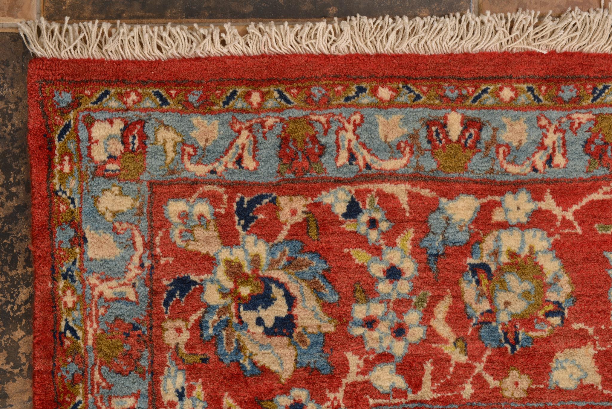 Large Classic Oriental Carpet In Excellent Condition For Sale In Alessandria, Piemonte