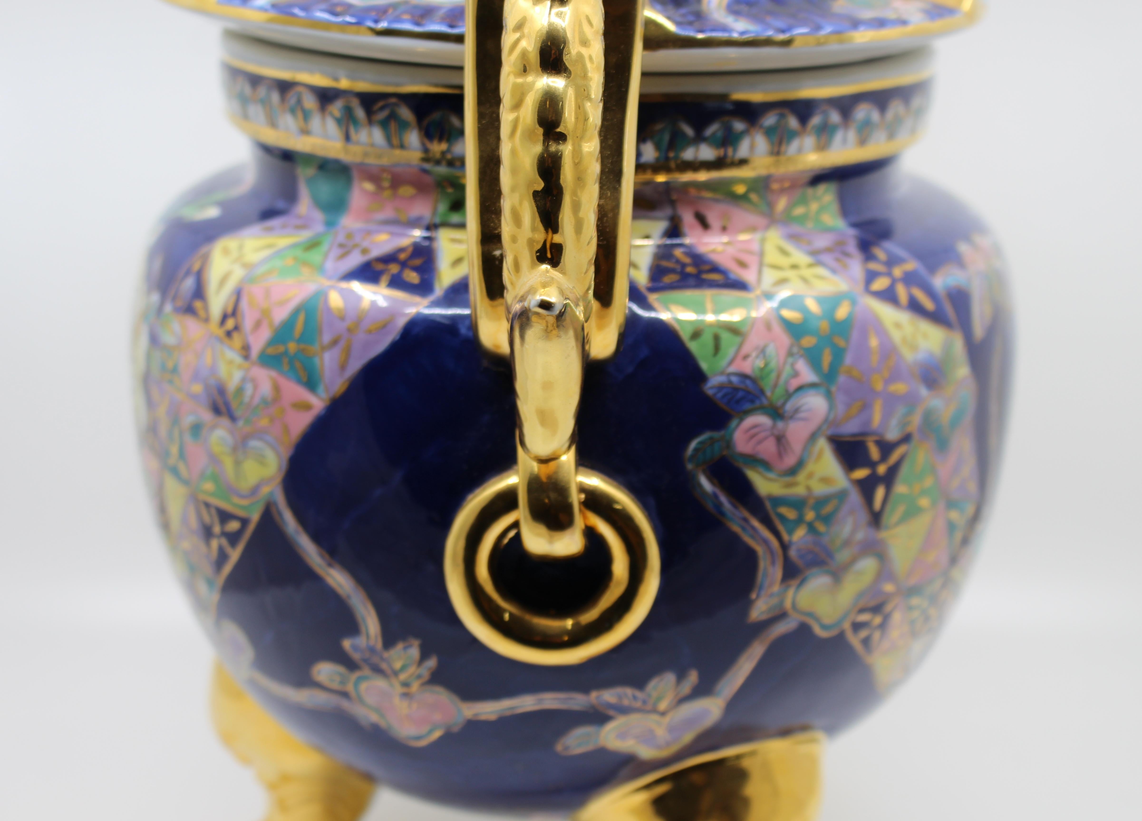 Große orientalische dekorative Urne mit zwei Henkeln und Deckeln im Angebot 2