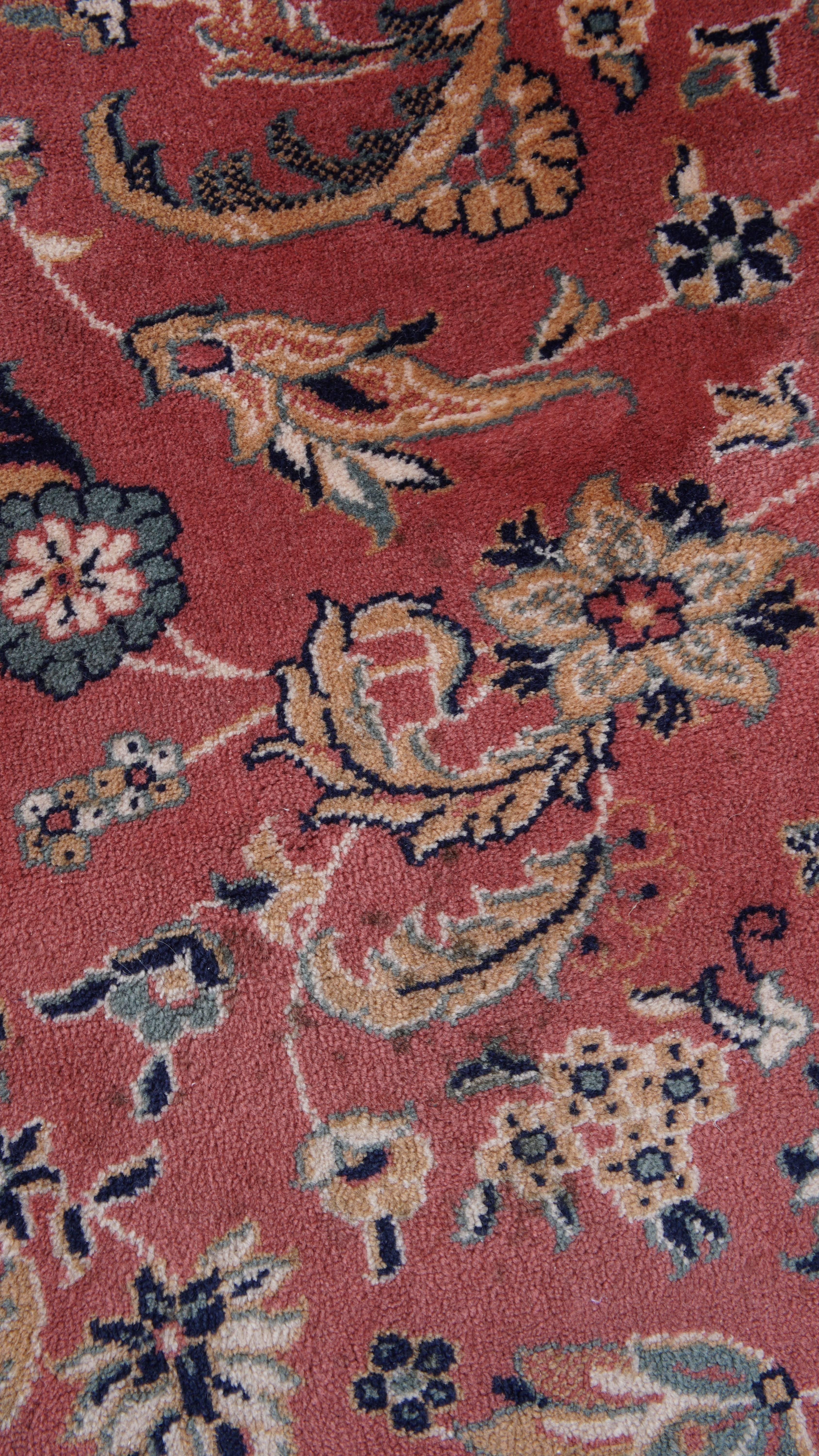 Großer Orientteppich mit roten und rosa Tönen - 345x250 cm (Handgefertigt) im Angebot