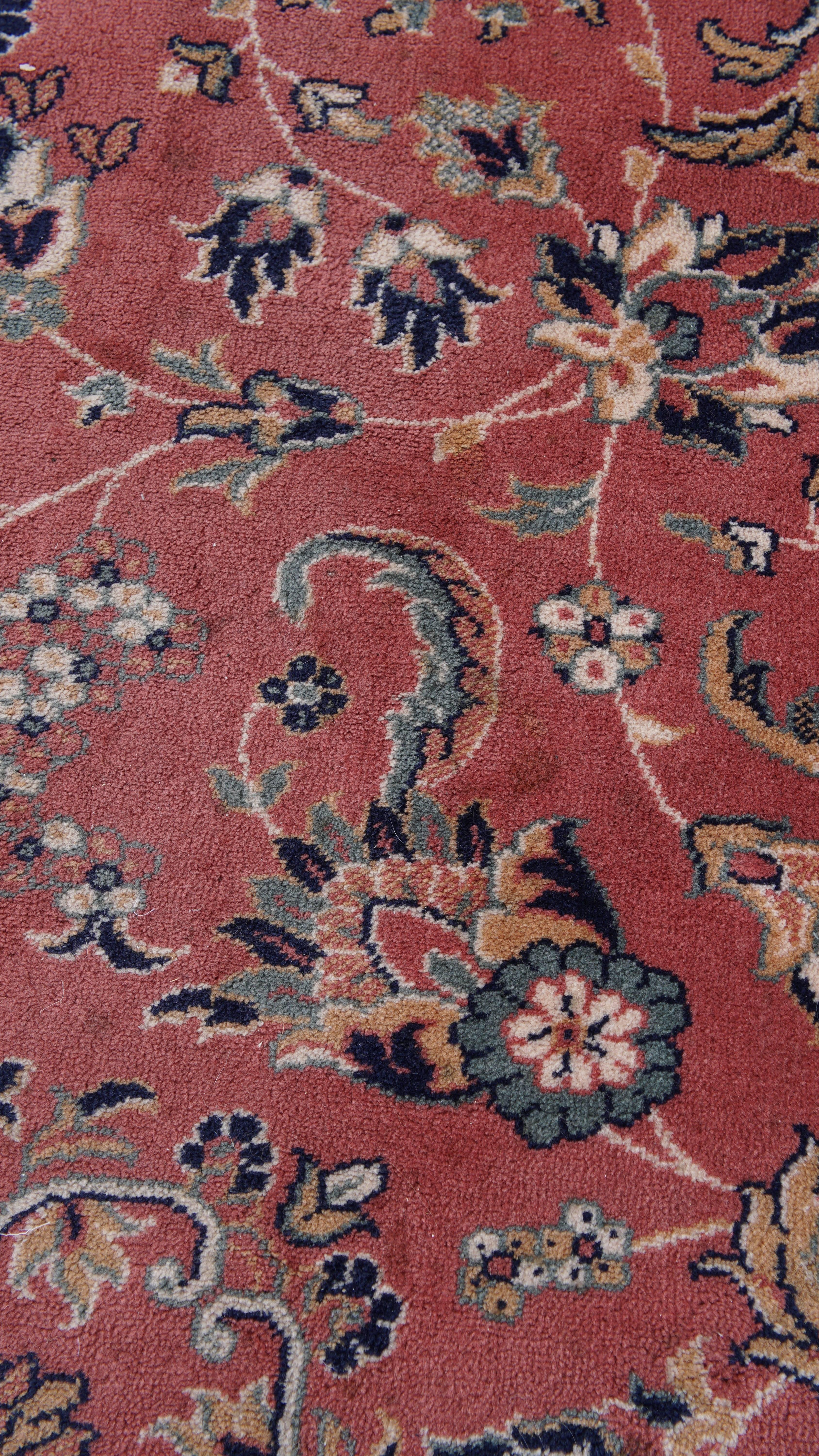 Großer Orientteppich mit roten und rosa Tönen - 345x250 cm im Zustand „Relativ gut“ im Angebot in Harderwijk, NL