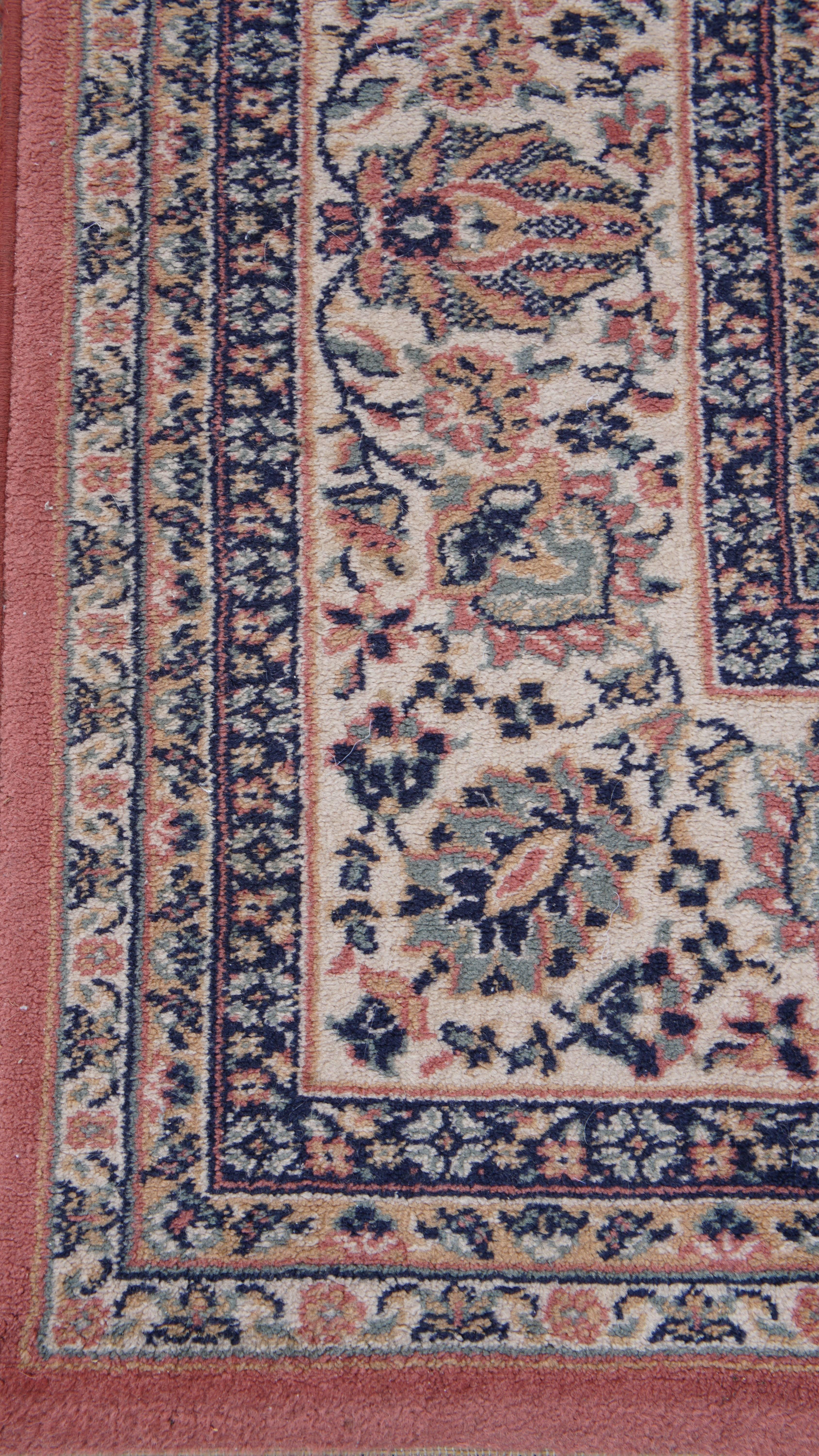 Großer Orientteppich mit roten und rosa Tönen - 345x250 cm (20. Jahrhundert) im Angebot
