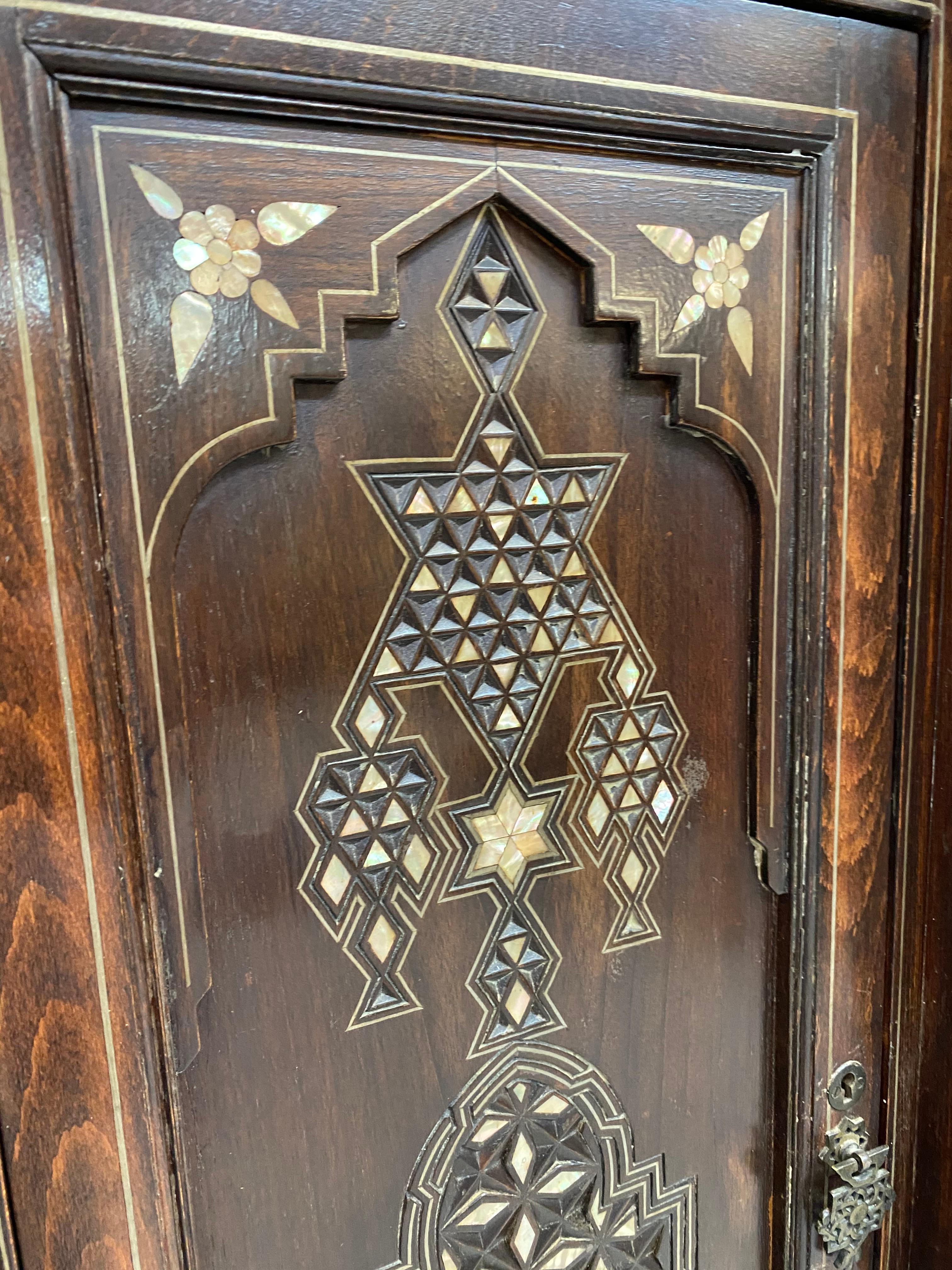 Algerian Large Oriental-Style Sideboard in carved Wood, with Mother-of-Pearl Inlay, 1880 For Sale