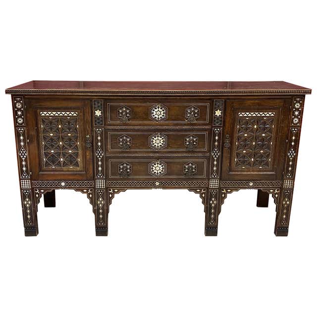 Large Oriental-Style Sideboard in carved Wood, with Mother-of-Pearl ...