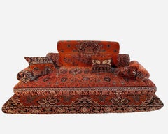 Großes Sofa im orientalischen Stil "Diwan Paris" Paris, Frankreich, um 1980