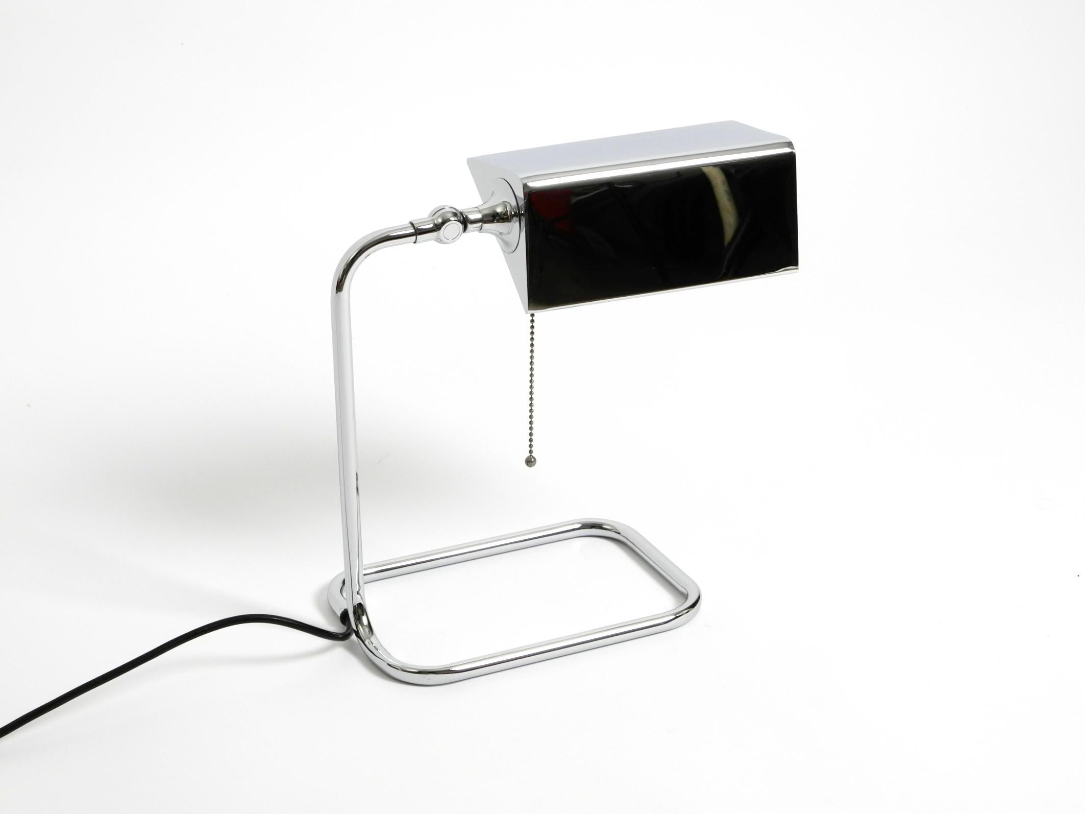 Large original 1980s chrome table lamp by Florian Schulz For Sale 4