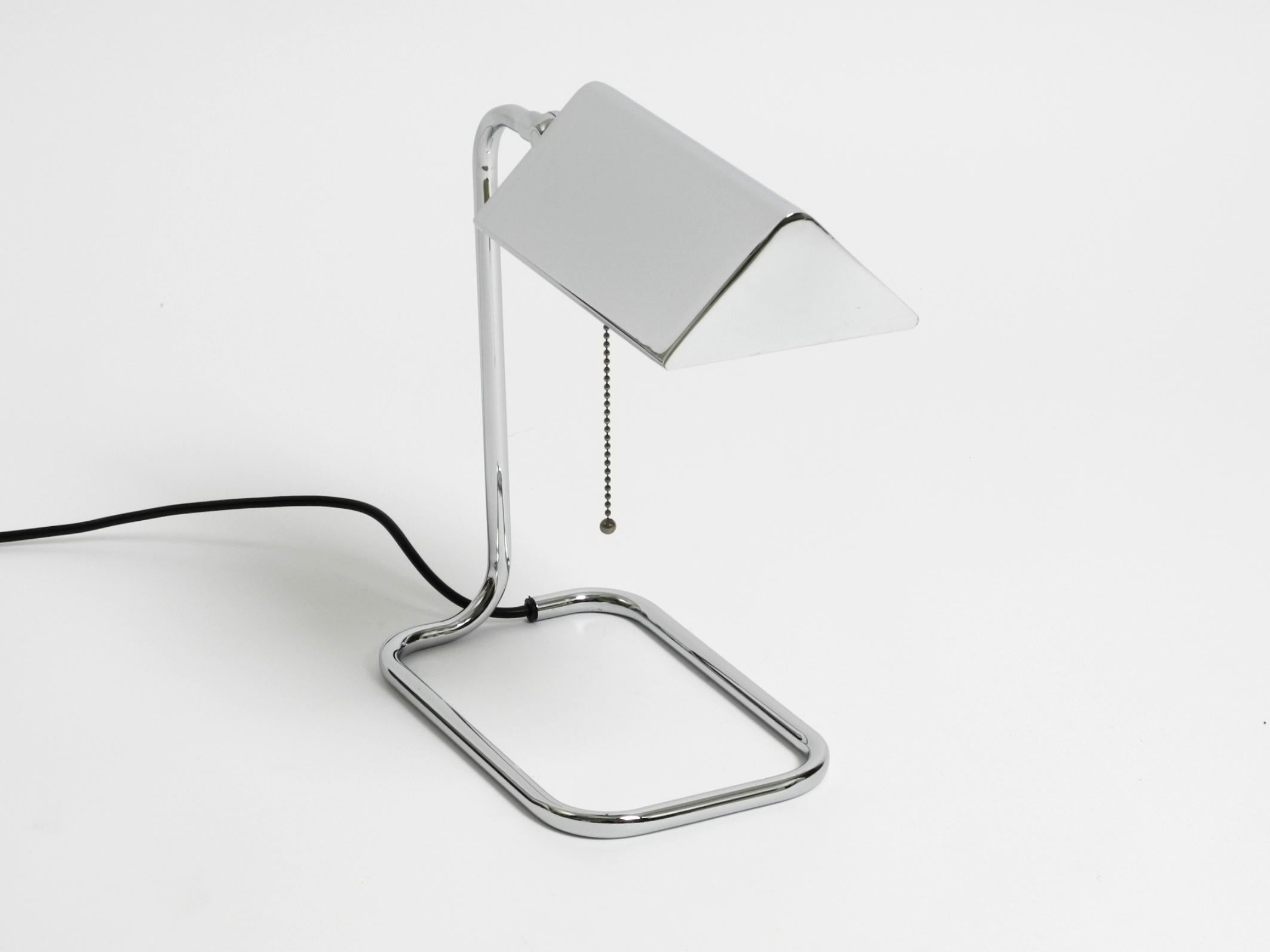 Large original 1980s chrome table lamp by Florian Schulz For Sale 6