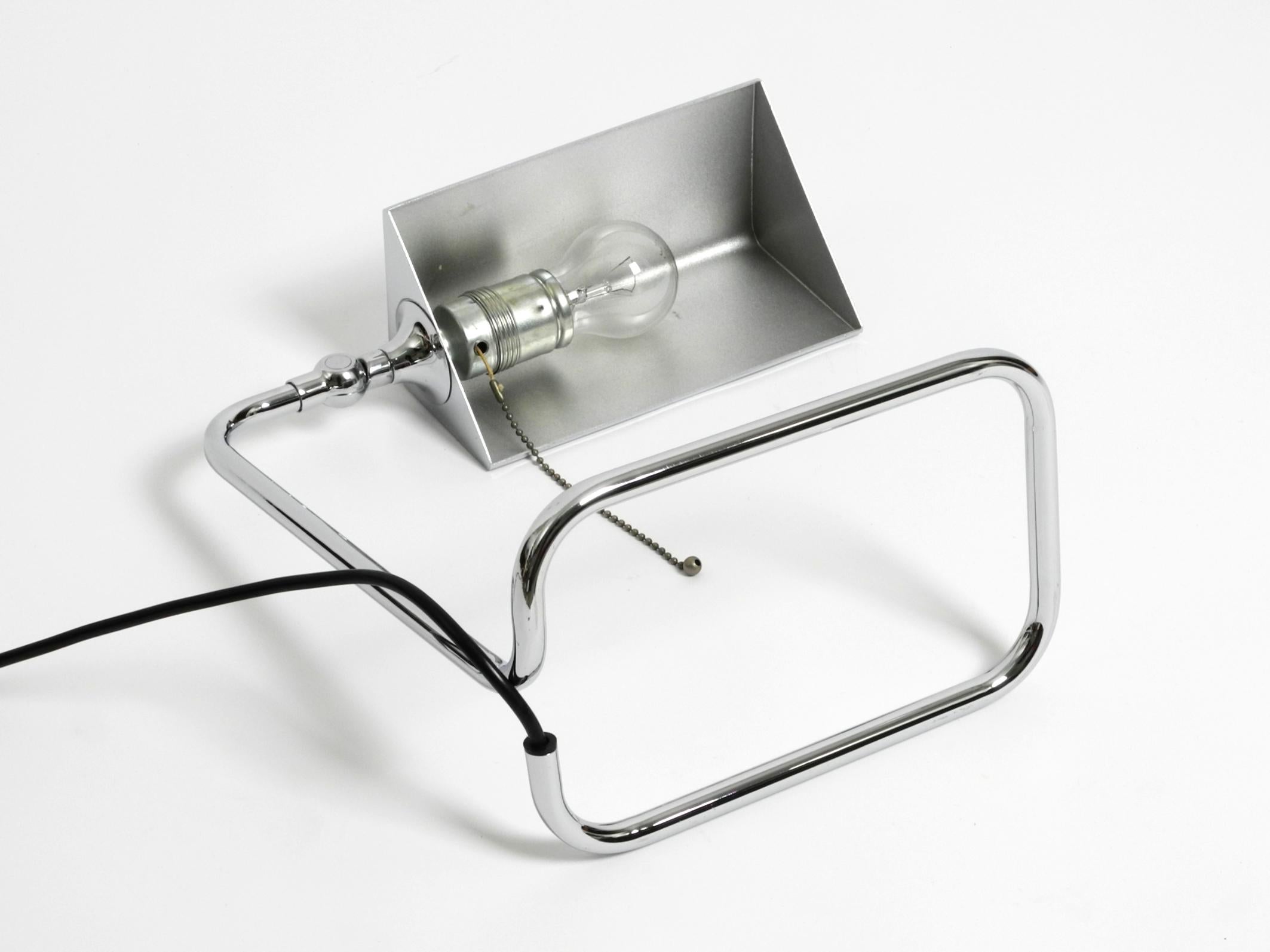 Late 20th Century Large original 1980s chrome table lamp by Florian Schulz For Sale