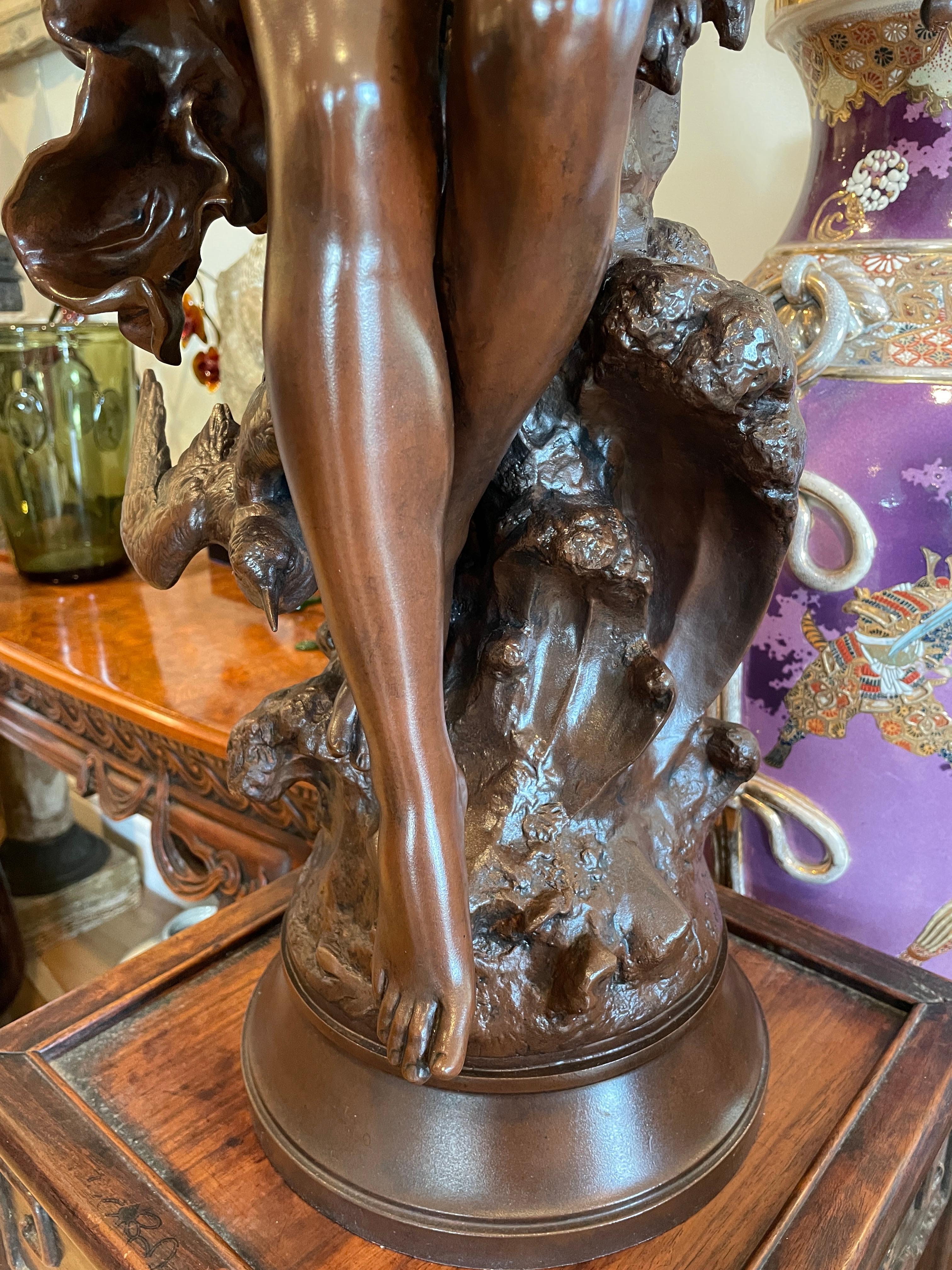 20ième siècle Grande sculpture originale en étain du 19ème siècle de Moreau en vente