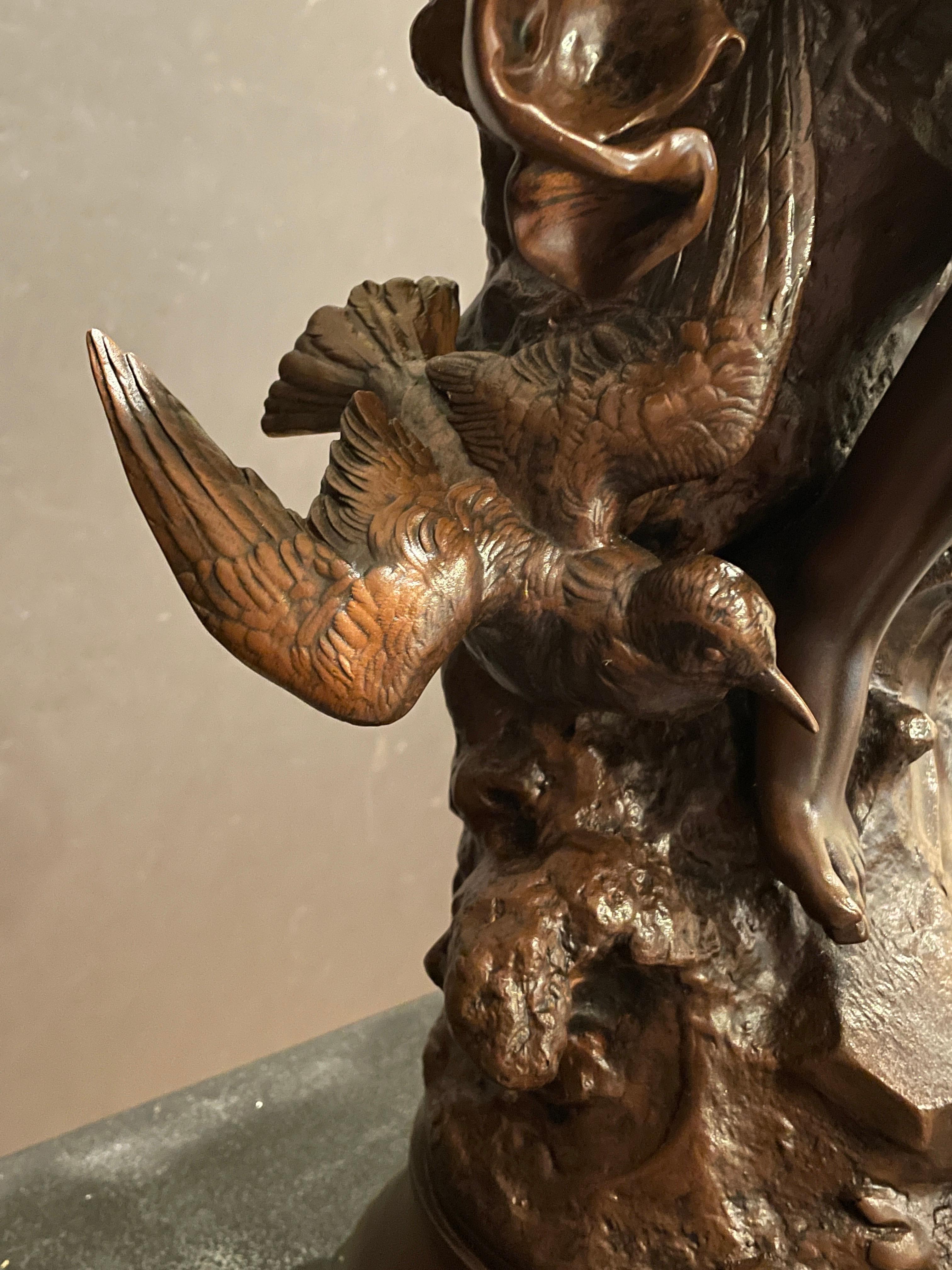 Belle Époque Grande sculpture originale en étain du 19ème siècle de Moreau en vente