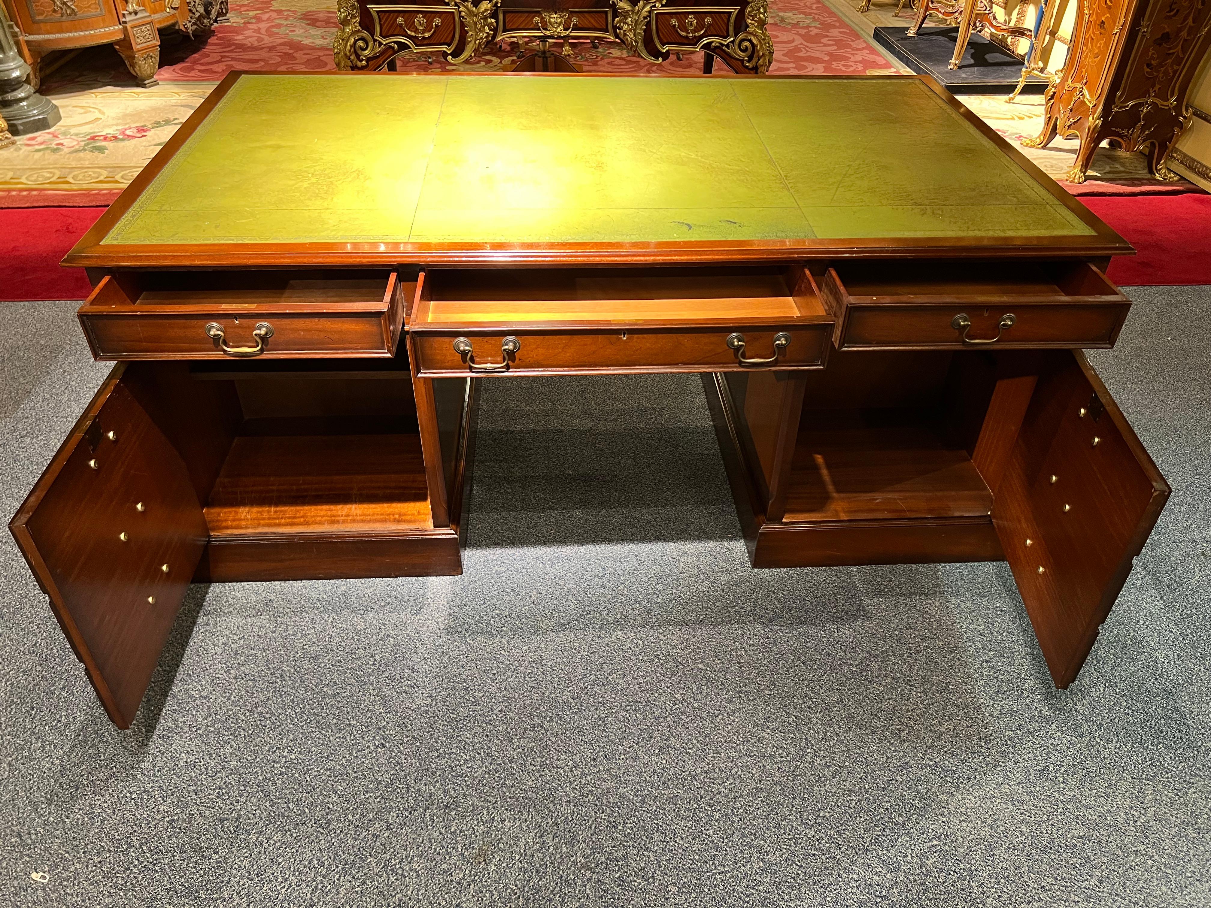 Large original 20th Century Classical English Partner Desk, circa 1910-1920 For Sale 6