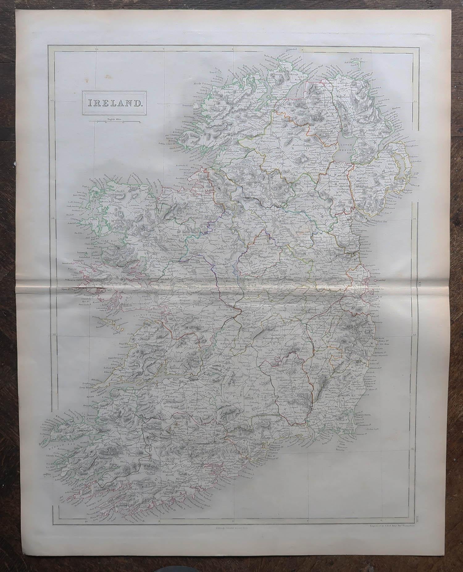 Écossais Grande carte ancienne originale d'Irlande par Sidney Hall, 1847 en vente