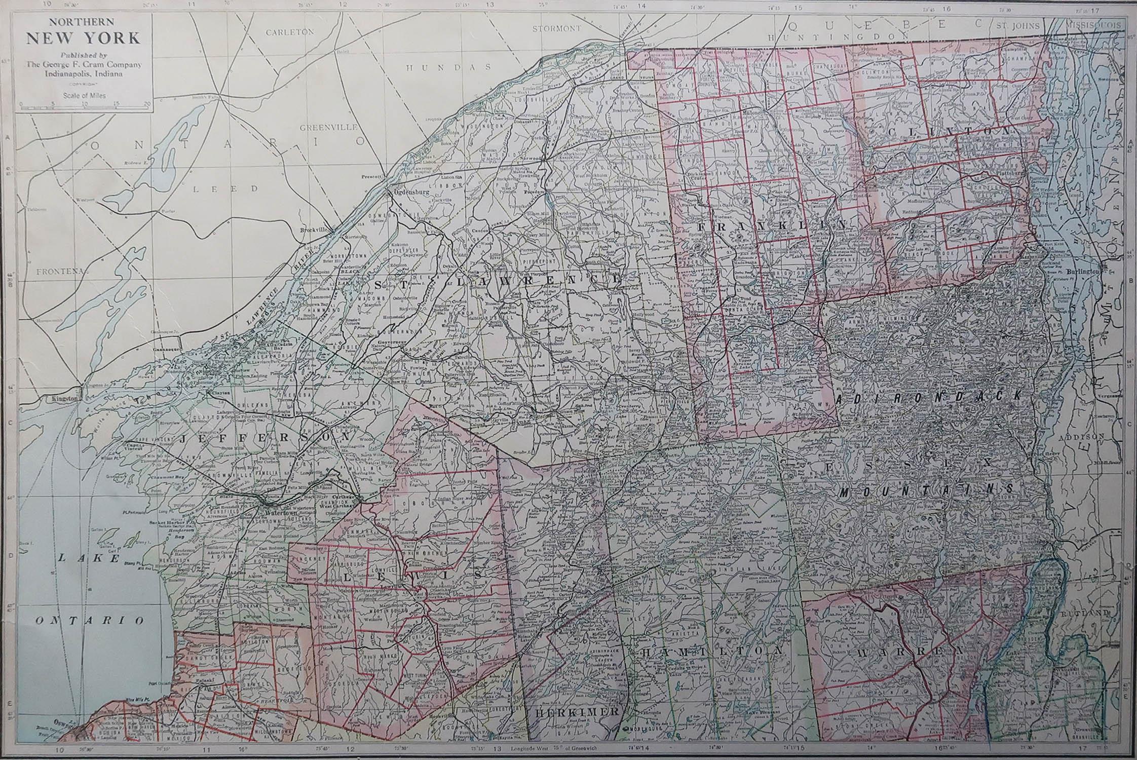 Fabelhafte Karte von Nord-New York 

Originalfarbe.

Gestochen und gedruckt von der George F. Cram's Company, Indianapolis.

Veröffentlicht, C.1900.

Ungerahmt.

Reparaturen kleinerer Randeinrisse

Kostenloser Versand.