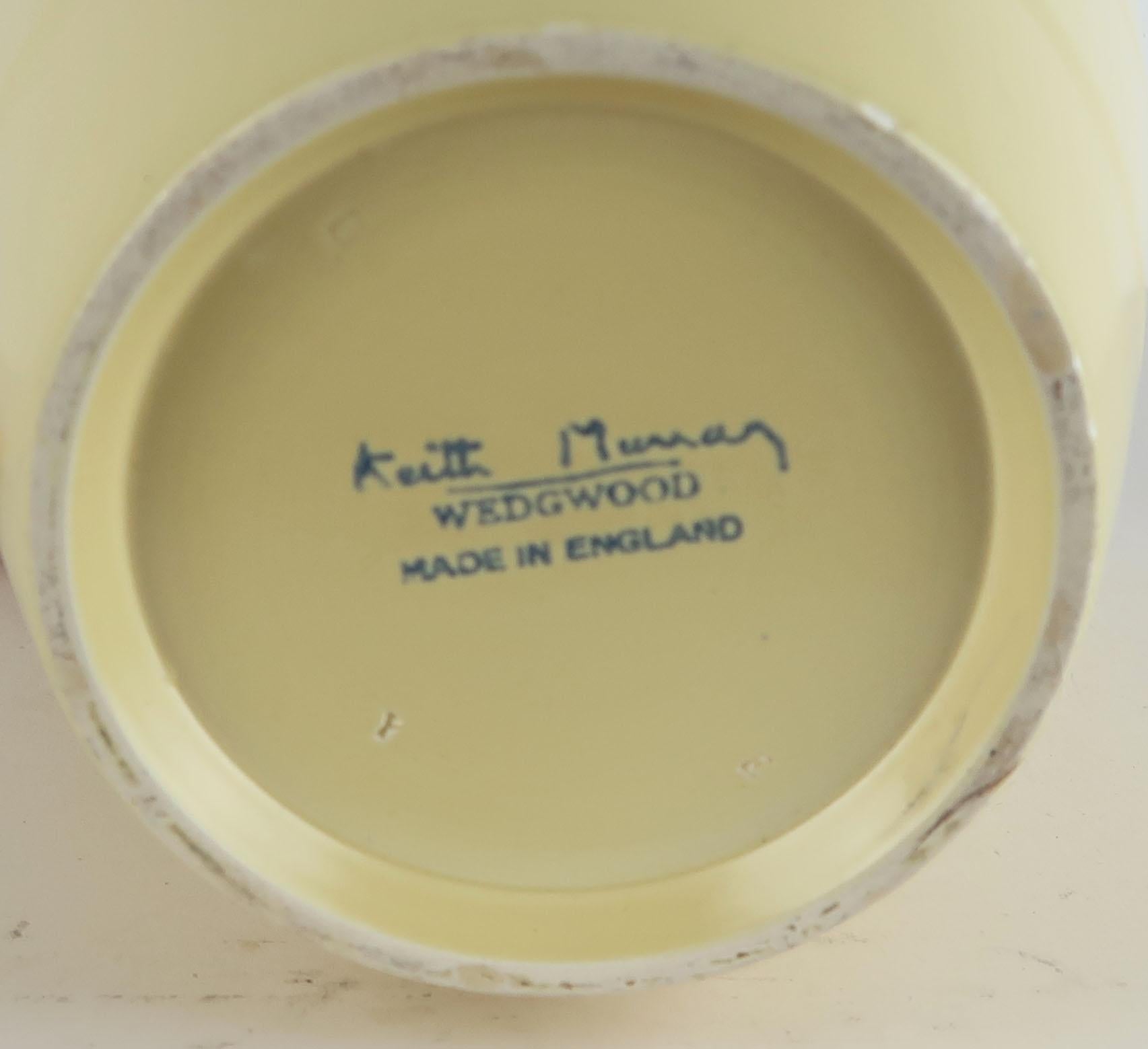 Inglese Grande vaso originale in ceramica Art Déco di Keith Murray, 1930 ca. in vendita