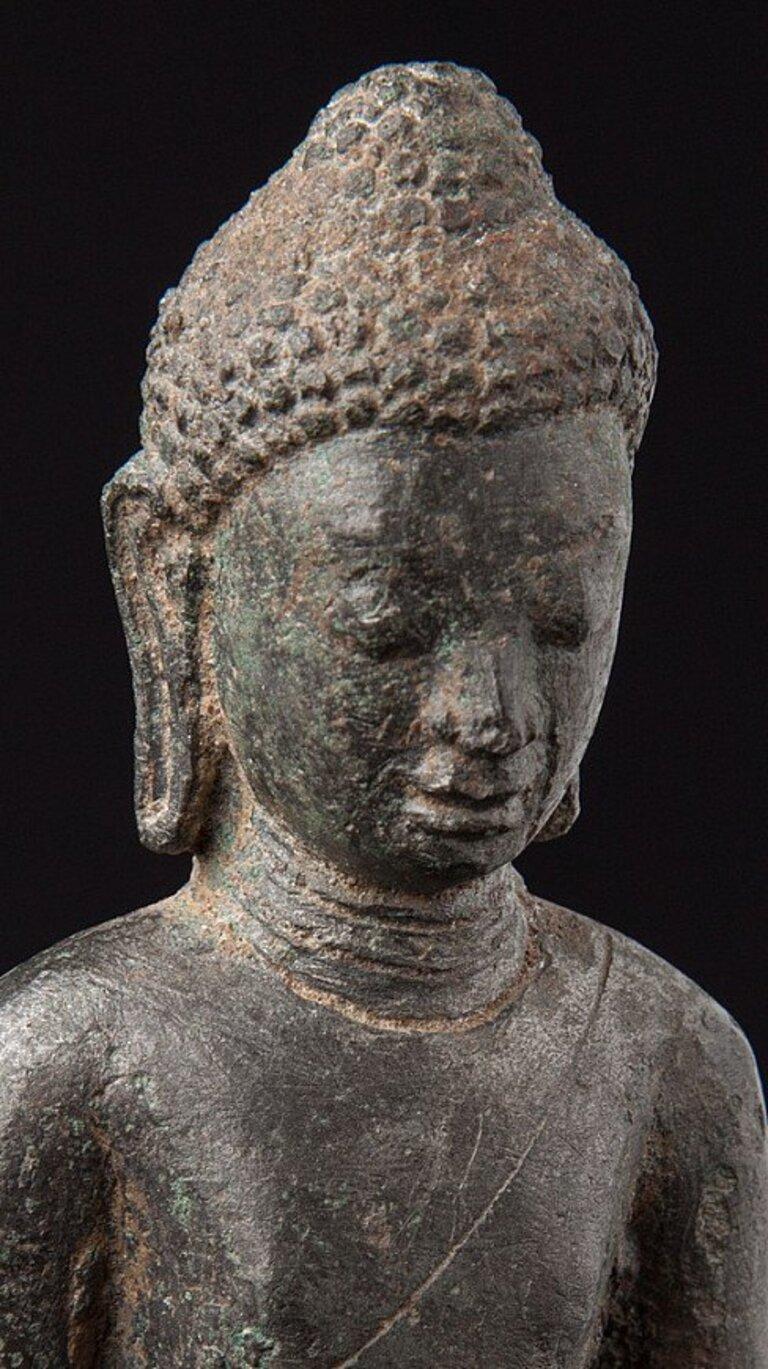 Large Original Bronze Pyu Buddha Statue from Burma Original Buddhas For Sale 4