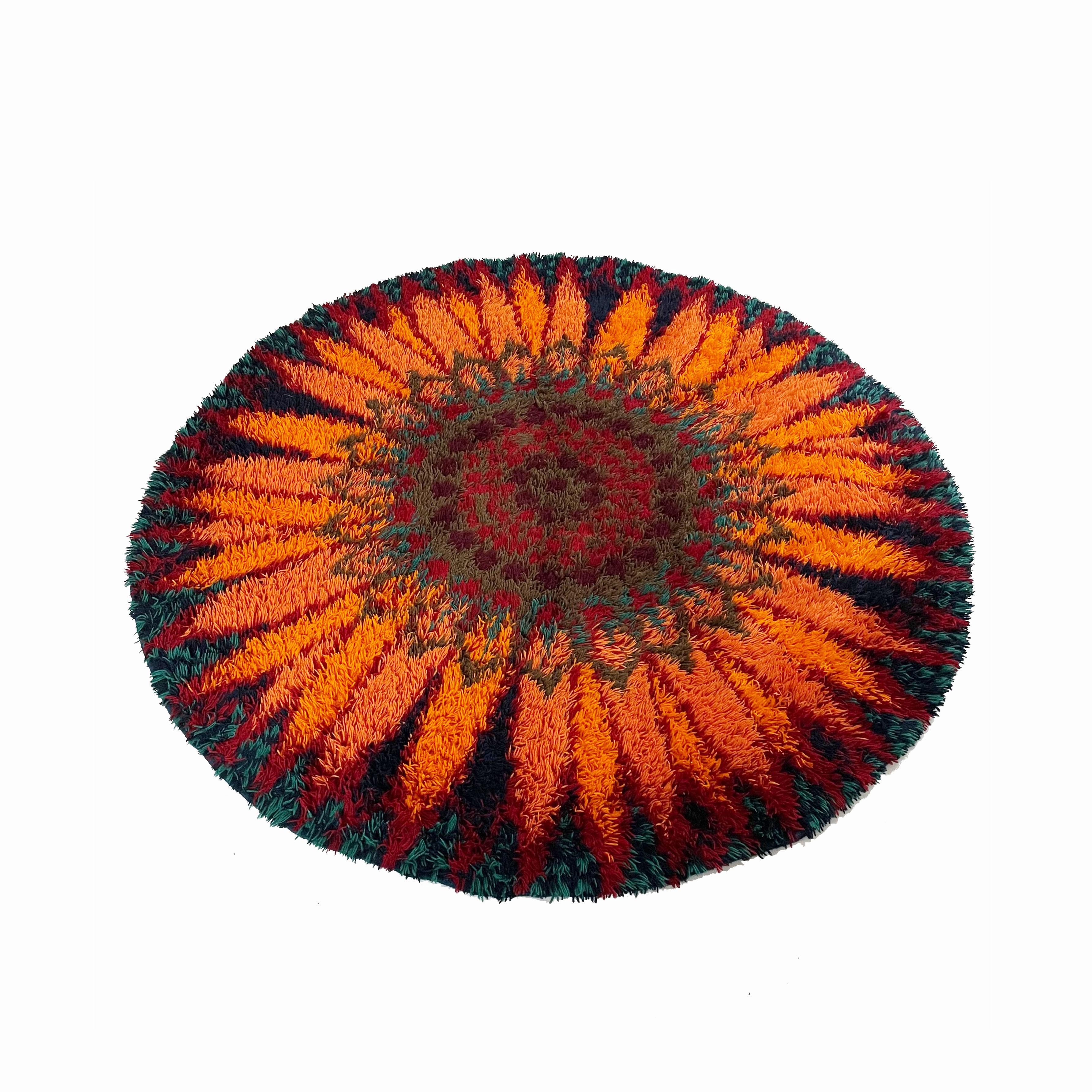 Grand tapis Rya danois psychédélique à poils hauts d'origine par Ege Taepper Deluxe, 1970 4