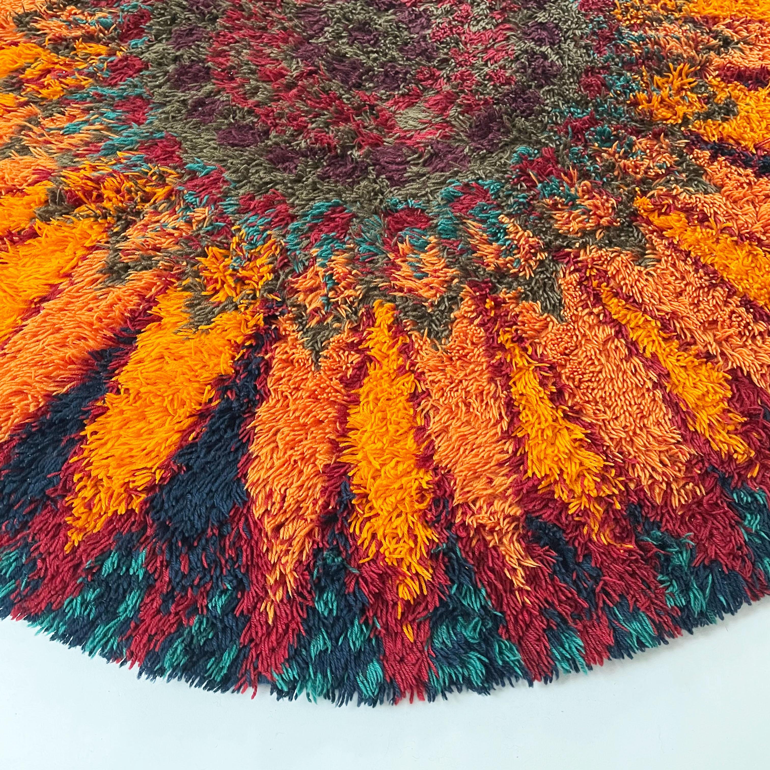 round rya rug