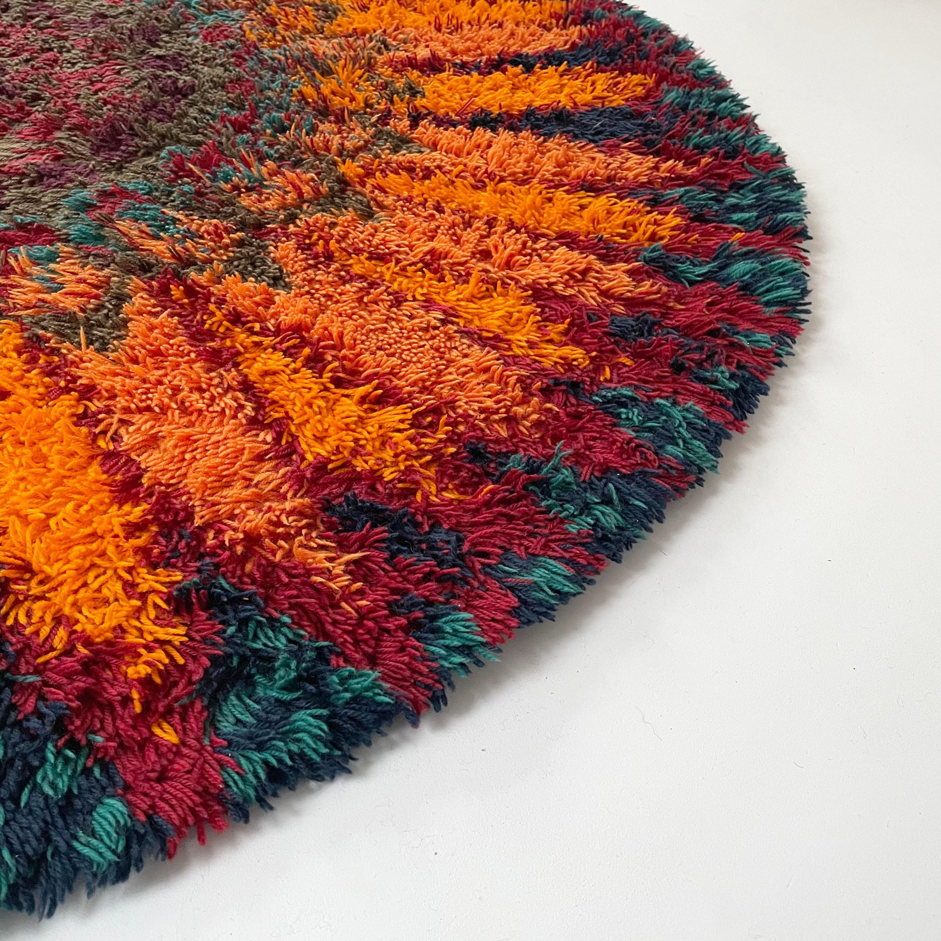 Grand tapis Rya danois psychédélique à poils hauts d'origine par Ege Taepper Deluxe, 1970 2