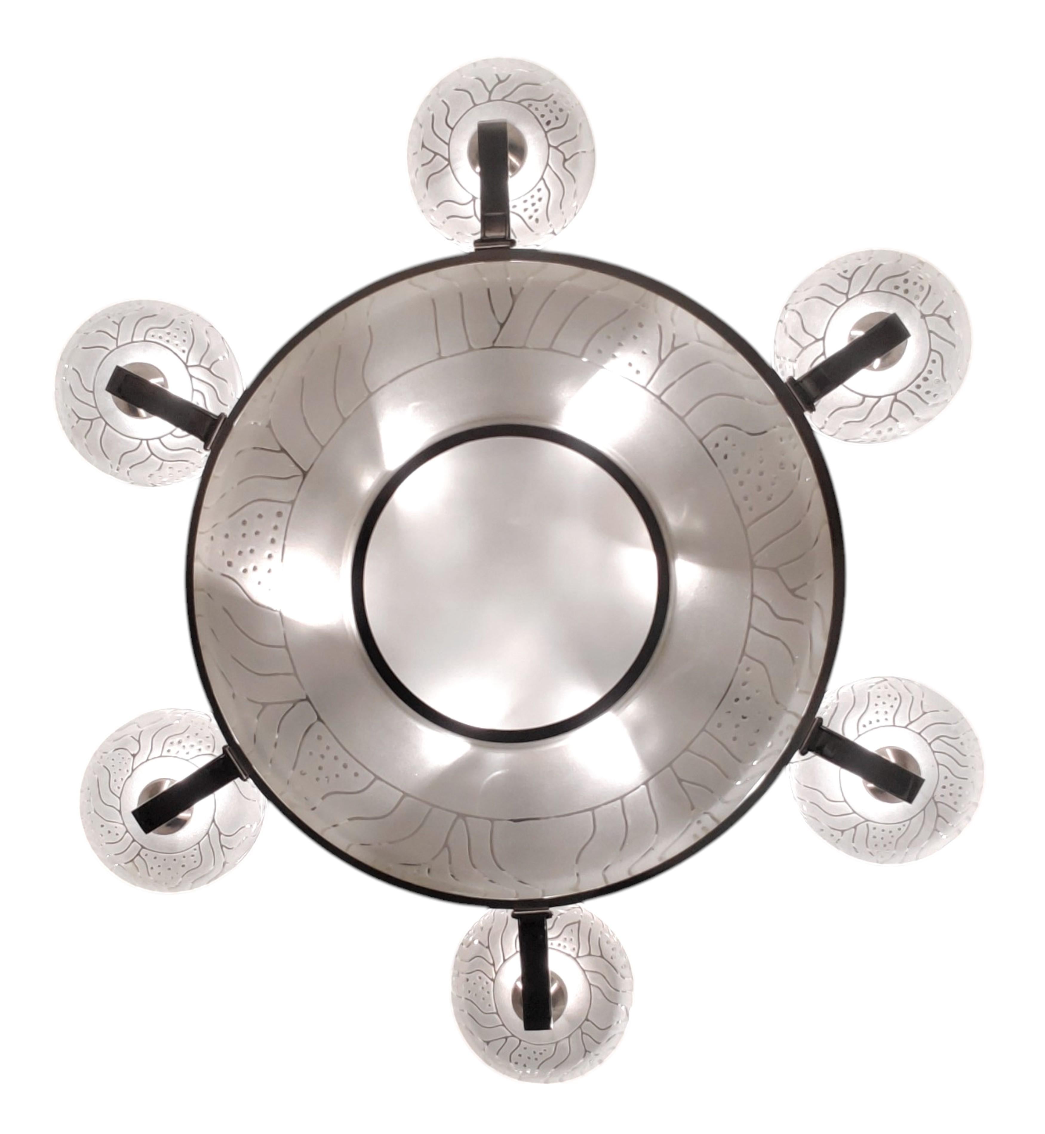Large Original French nickel bronze etched glass chandelier Hettier Vincent For Sale 8