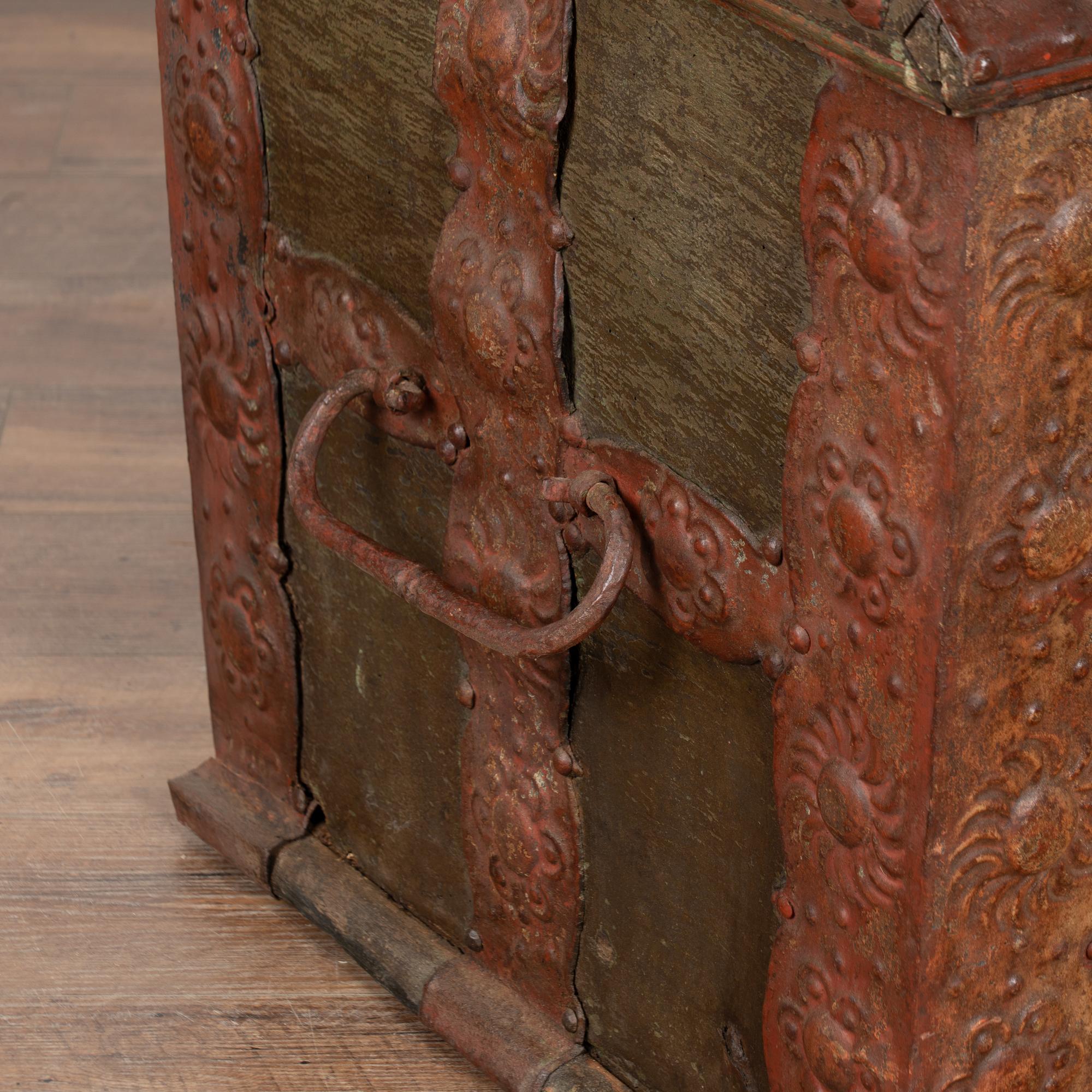 Large Original Green Painted Swedish Dome Top Trunk dated 1844 For Sale 5