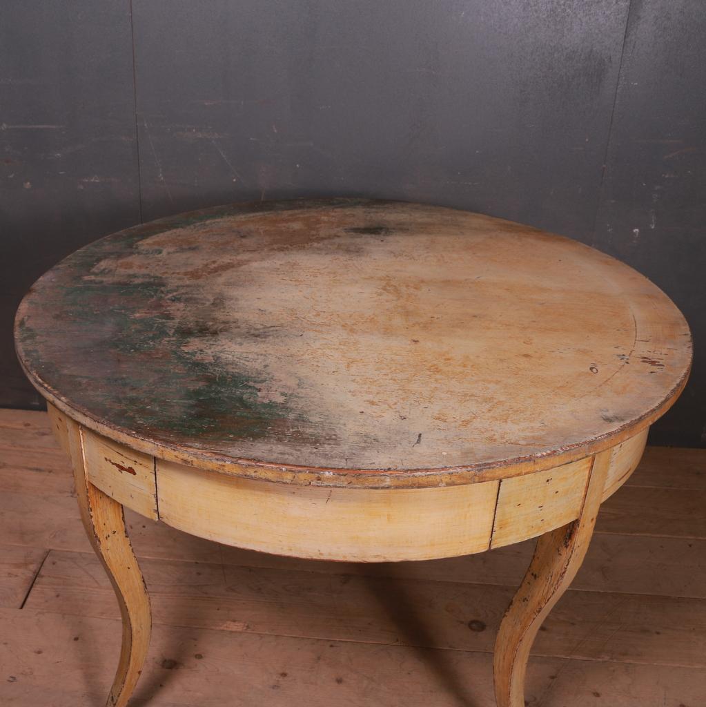 Large Original Painted Breakfast Table In Good Condition For Sale In Leamington Spa, Warwickshire