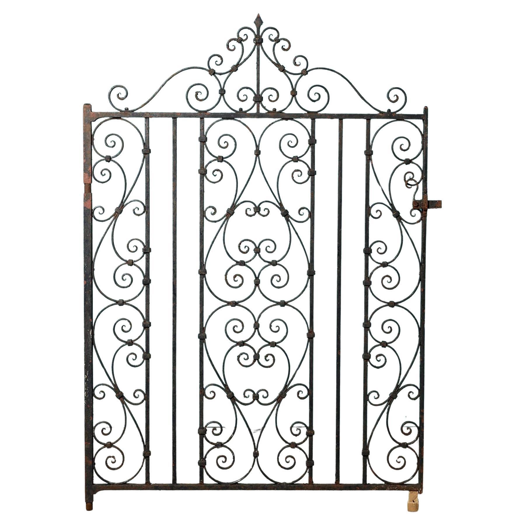 Gran puerta victoriana original de hierro forjado para jardín