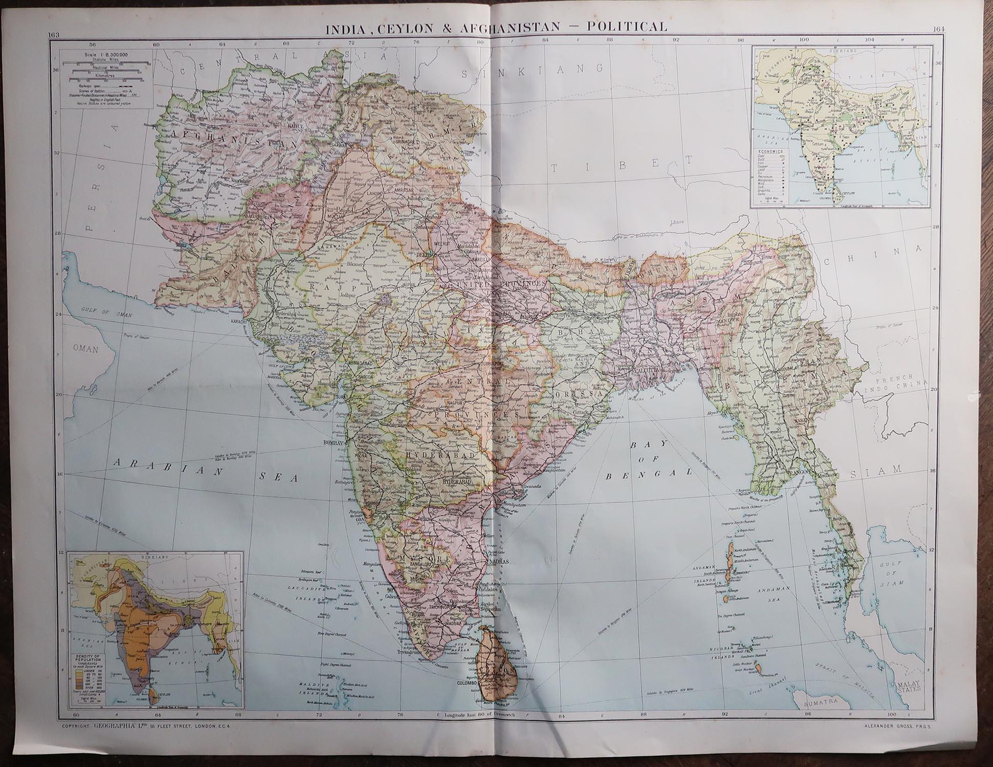 Anglais Grande carte originale d'Inde d'époque, vers 1920 en vente
