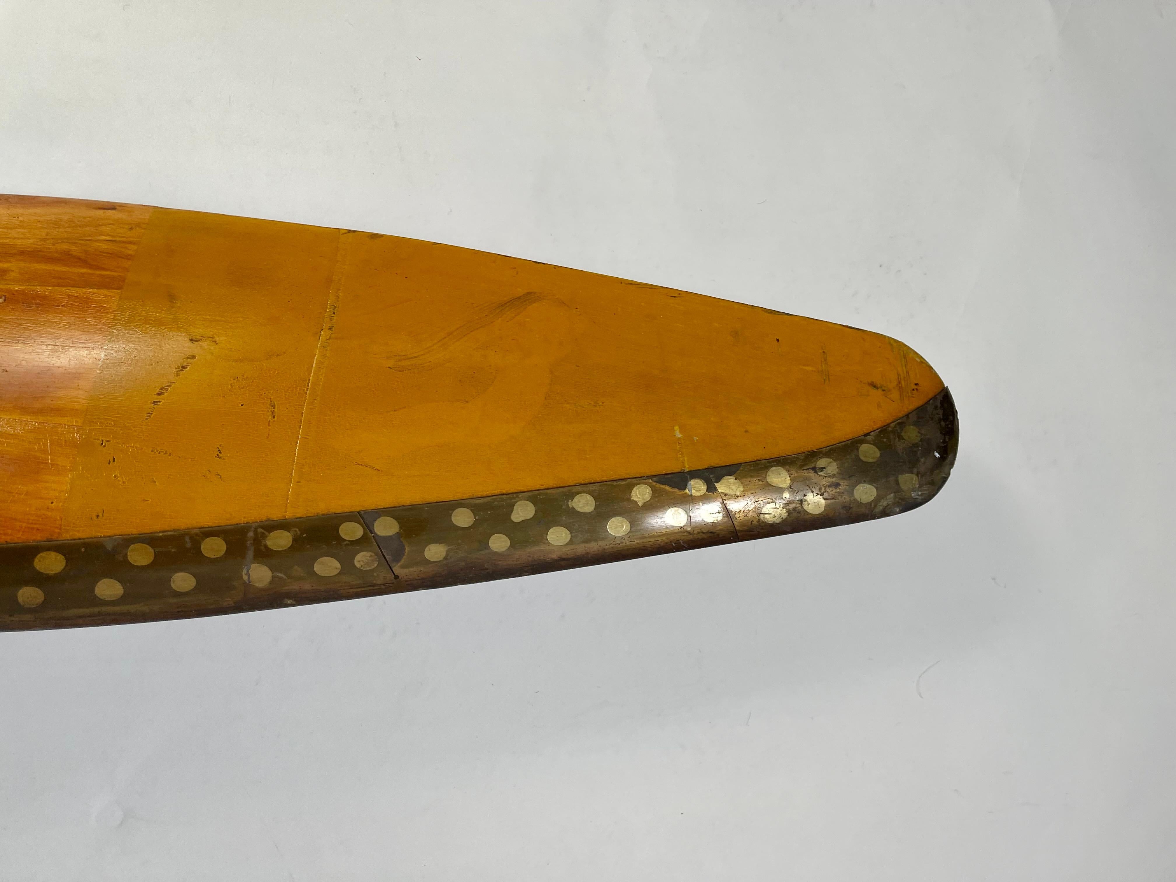 Large Original World War II Wood Vintage Airplane Propeller by S&S Winnipeg In Good Condition In Essex, MA