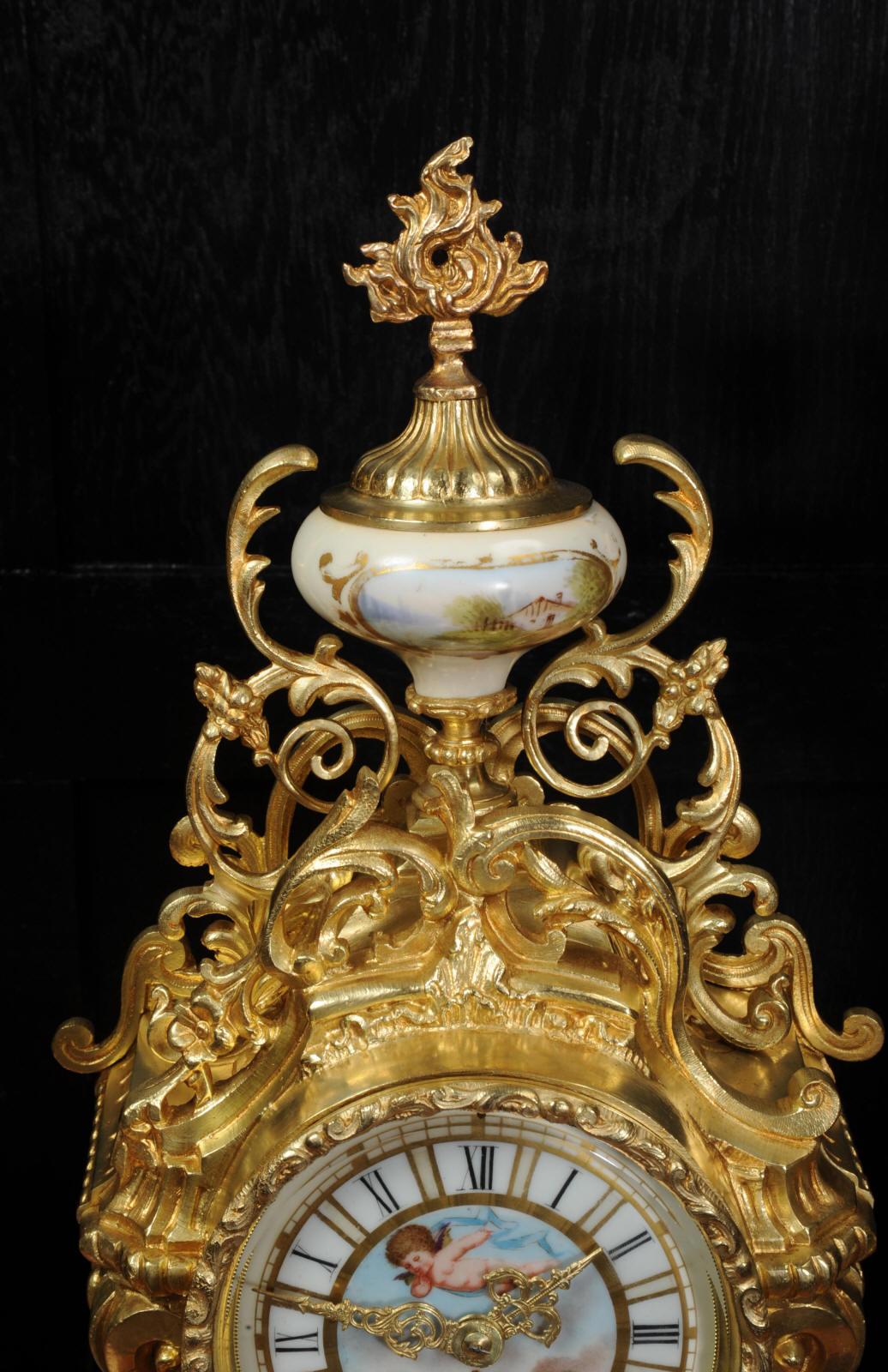 Large Ormolu and Sèvres Porcelain Rococo Antique Clock Set 9